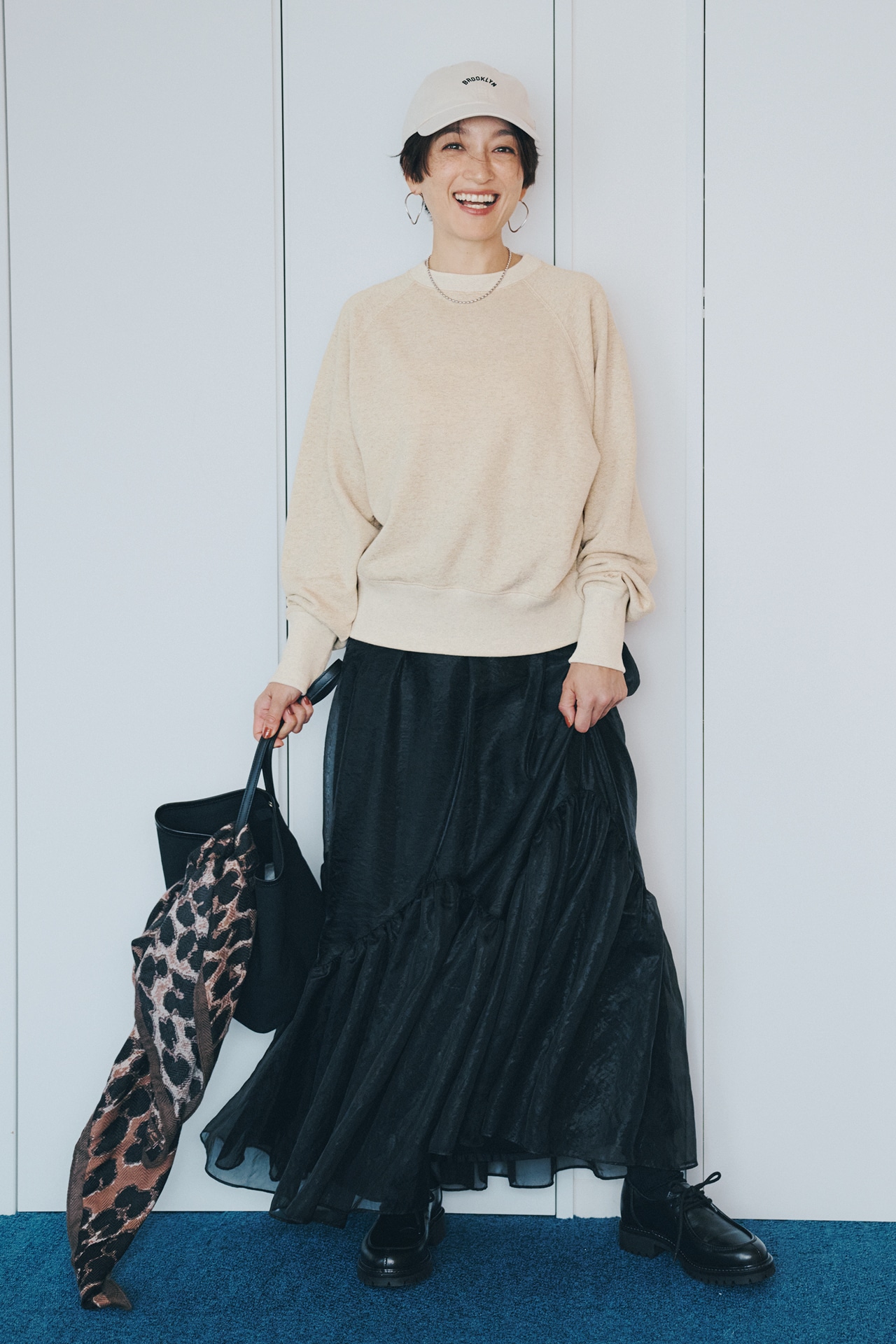 高山 都さんの12closet(トゥエルブクローゼット)【洗える】ラメコンパクトスウェットのコーデ