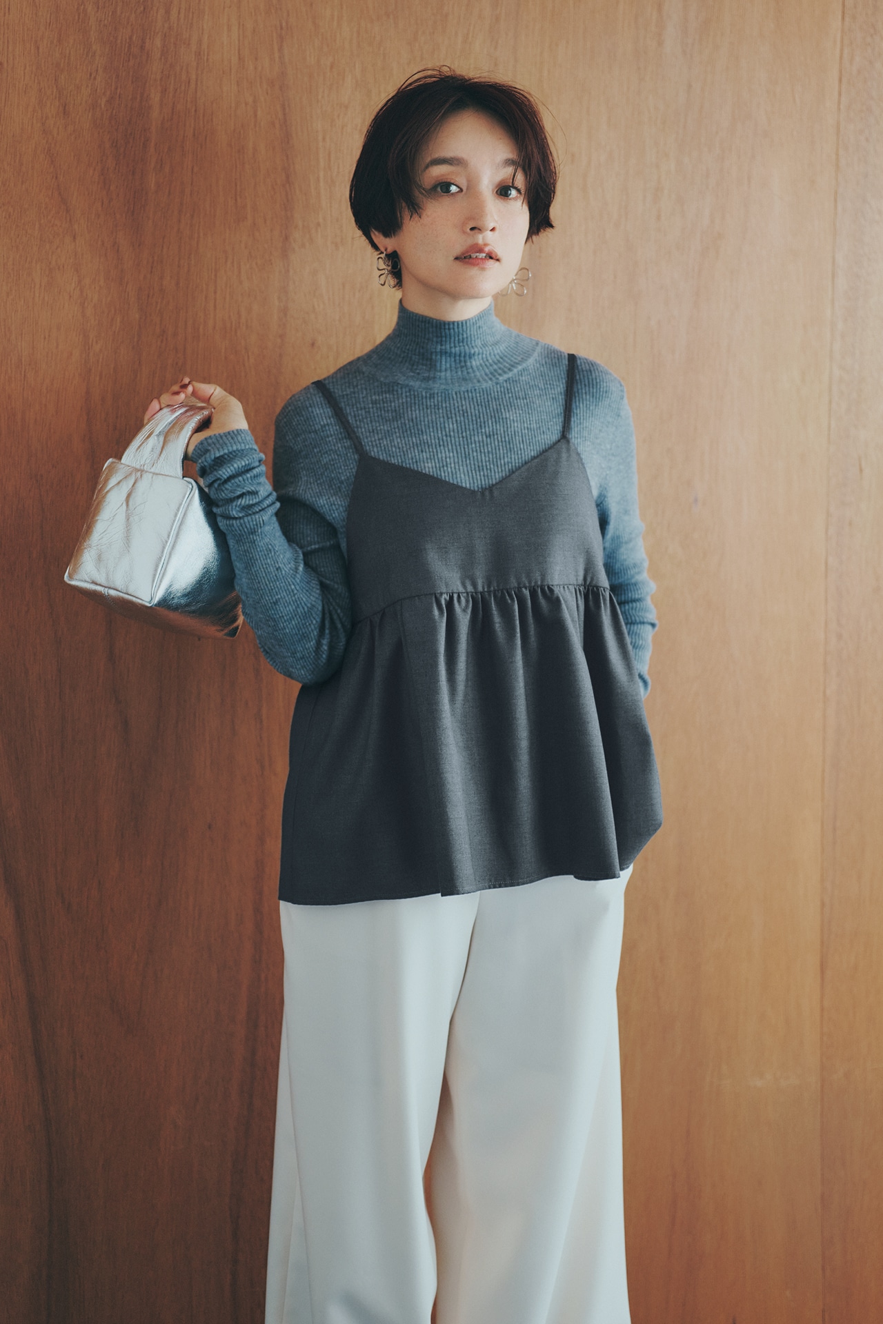 高山 都さんの12closet(トゥエルブクローゼット)【洗える】前後2wayレイヤードキャミソールのコーデ