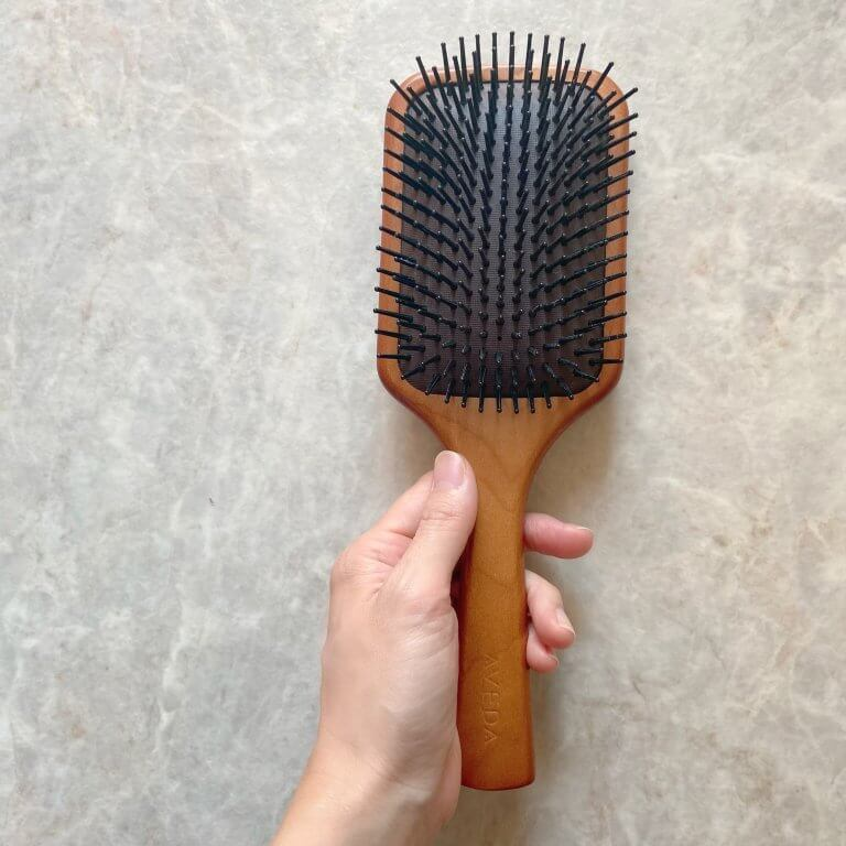 AVEDA「パドル ブラシ」