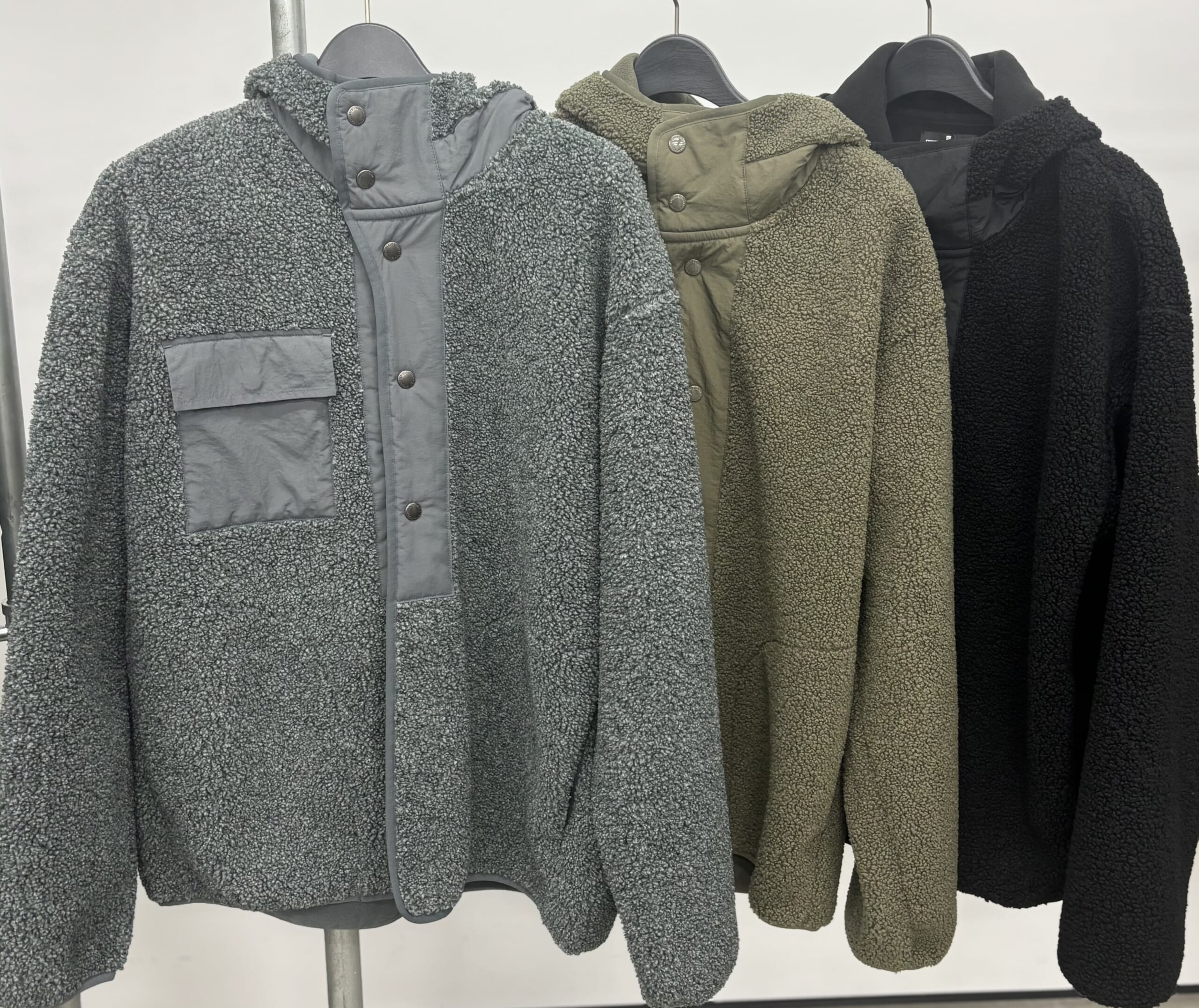 GU×エンジニアド ガーメンツ ボアフリーススナップパーカ