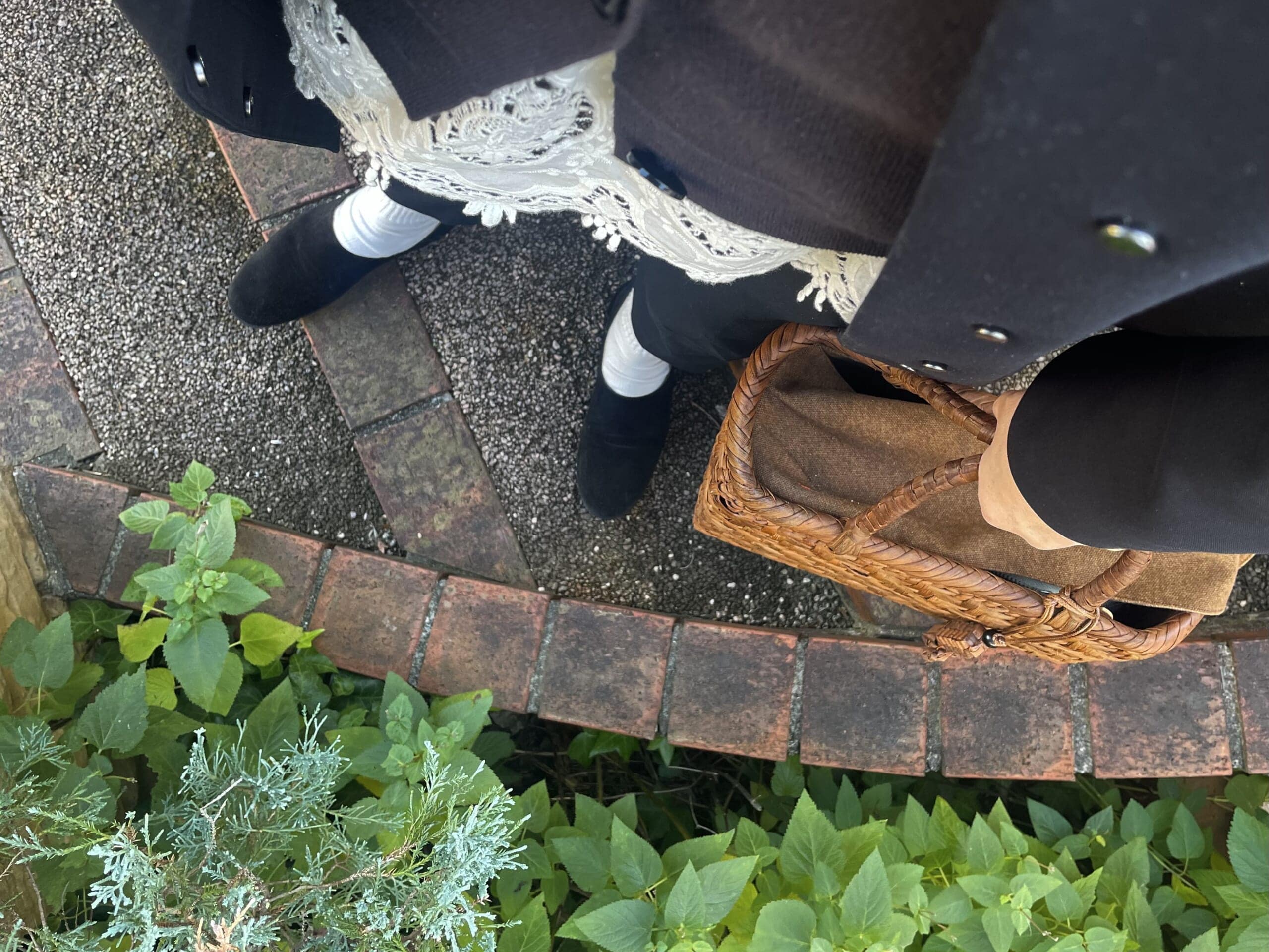 40代女性の2025年11月下旬コーデ、足元写真2