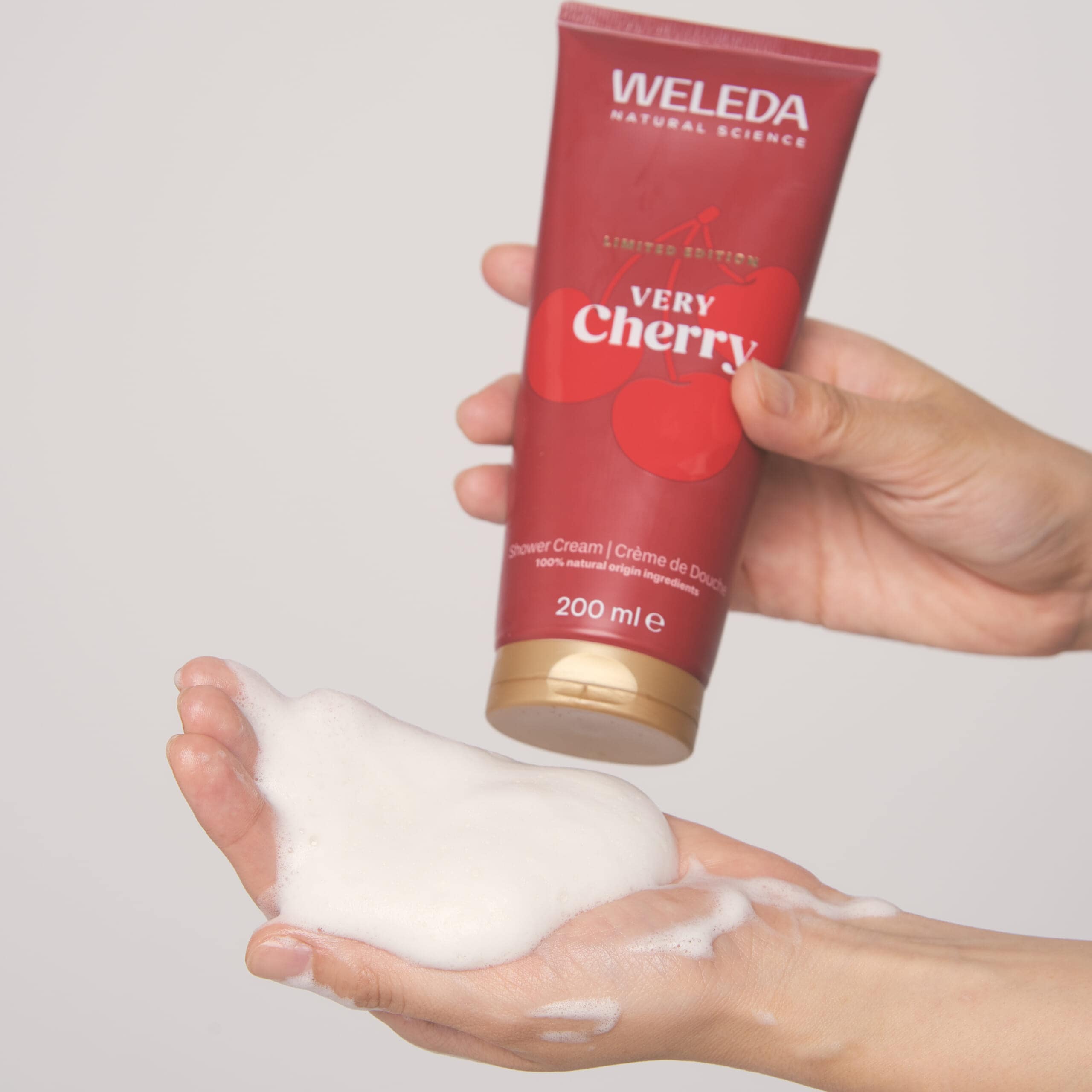 ベリーチェリー シャワークリームをお試し！