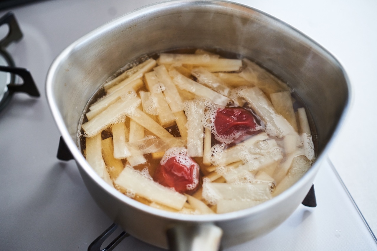 榎本美沙さん　大根と梅の腸活スープ