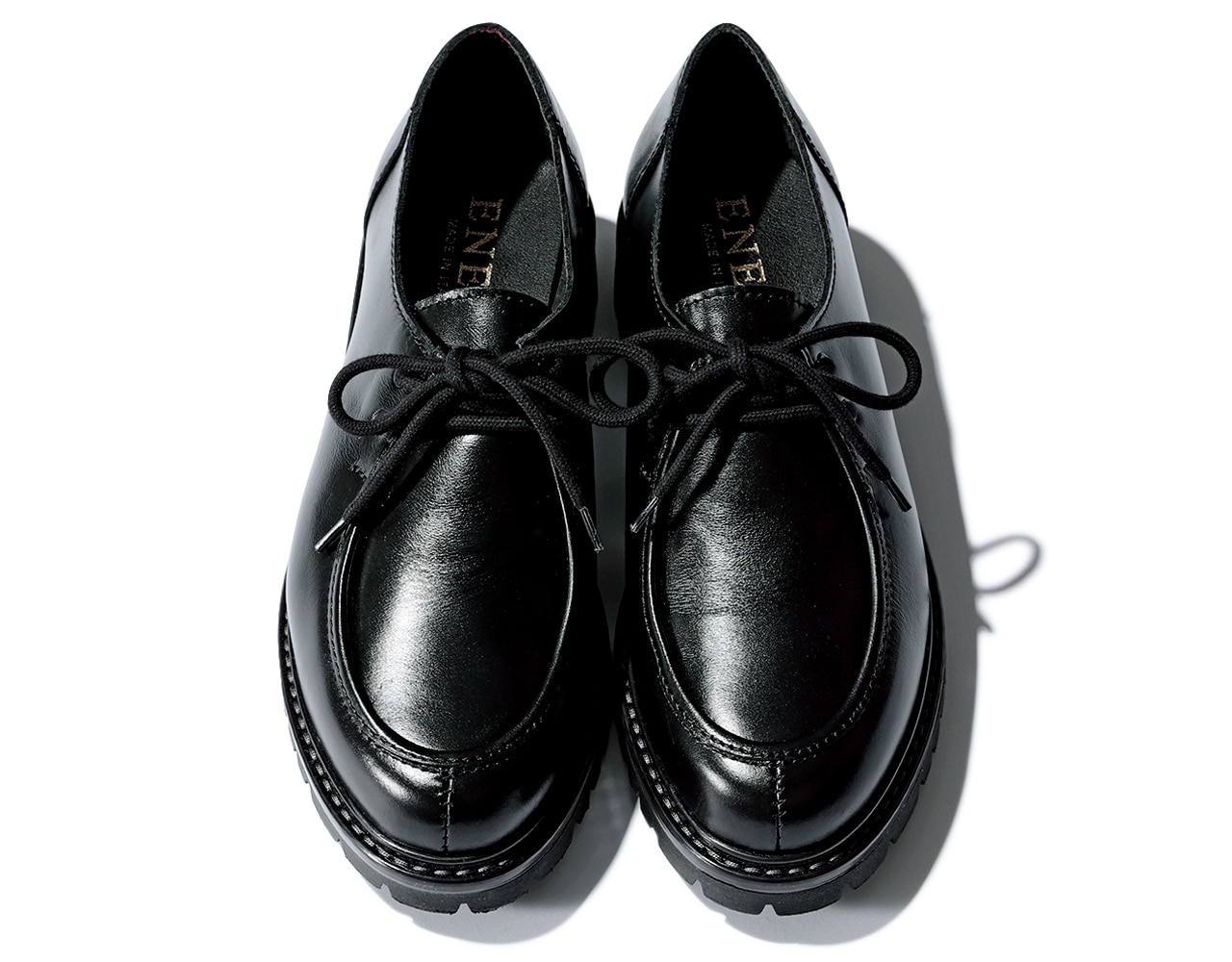 【ENESS（エネス）】チロリアンシューズ　￥17600