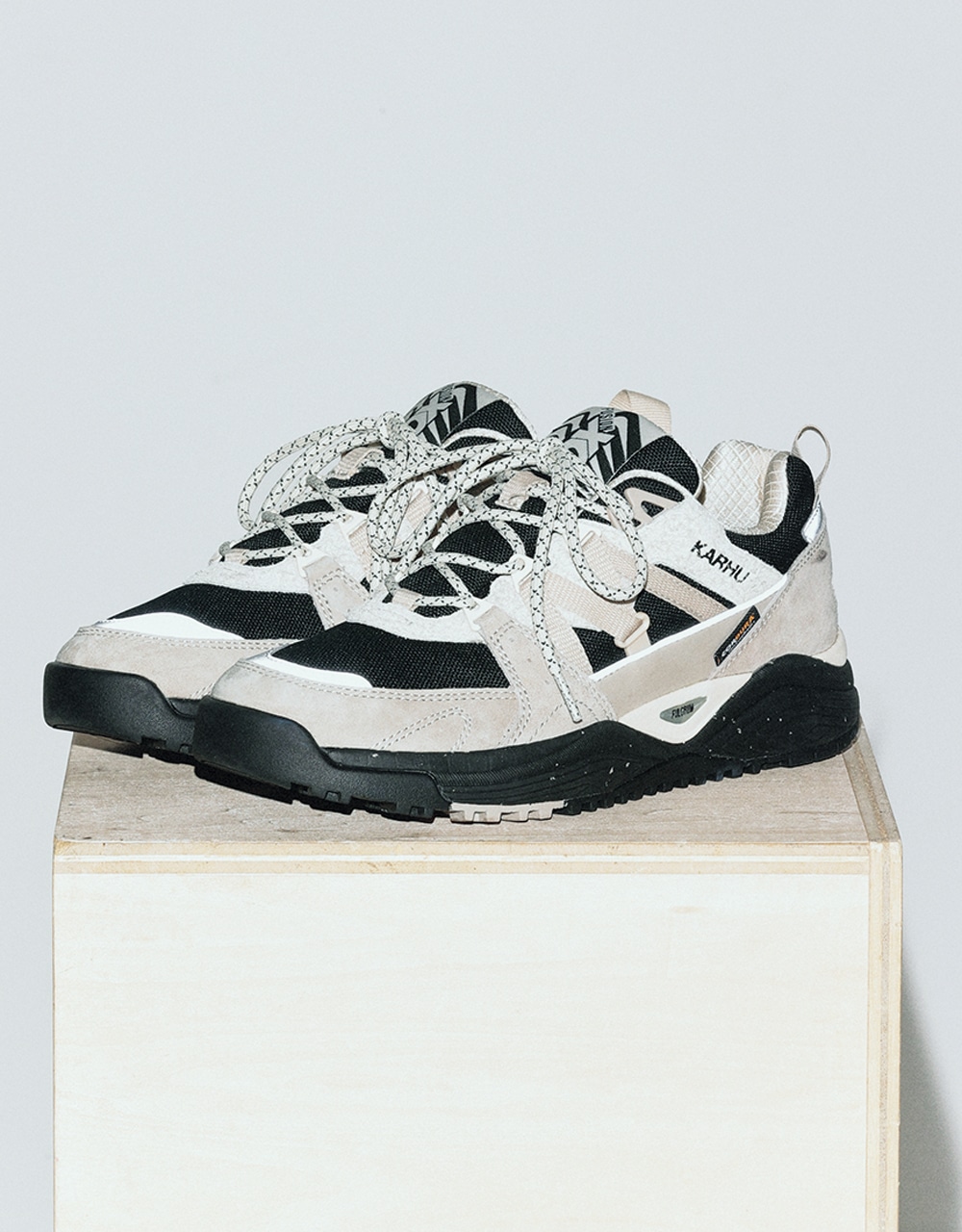 【KARHU（カルフ）】FUSION XC WP　¥26400