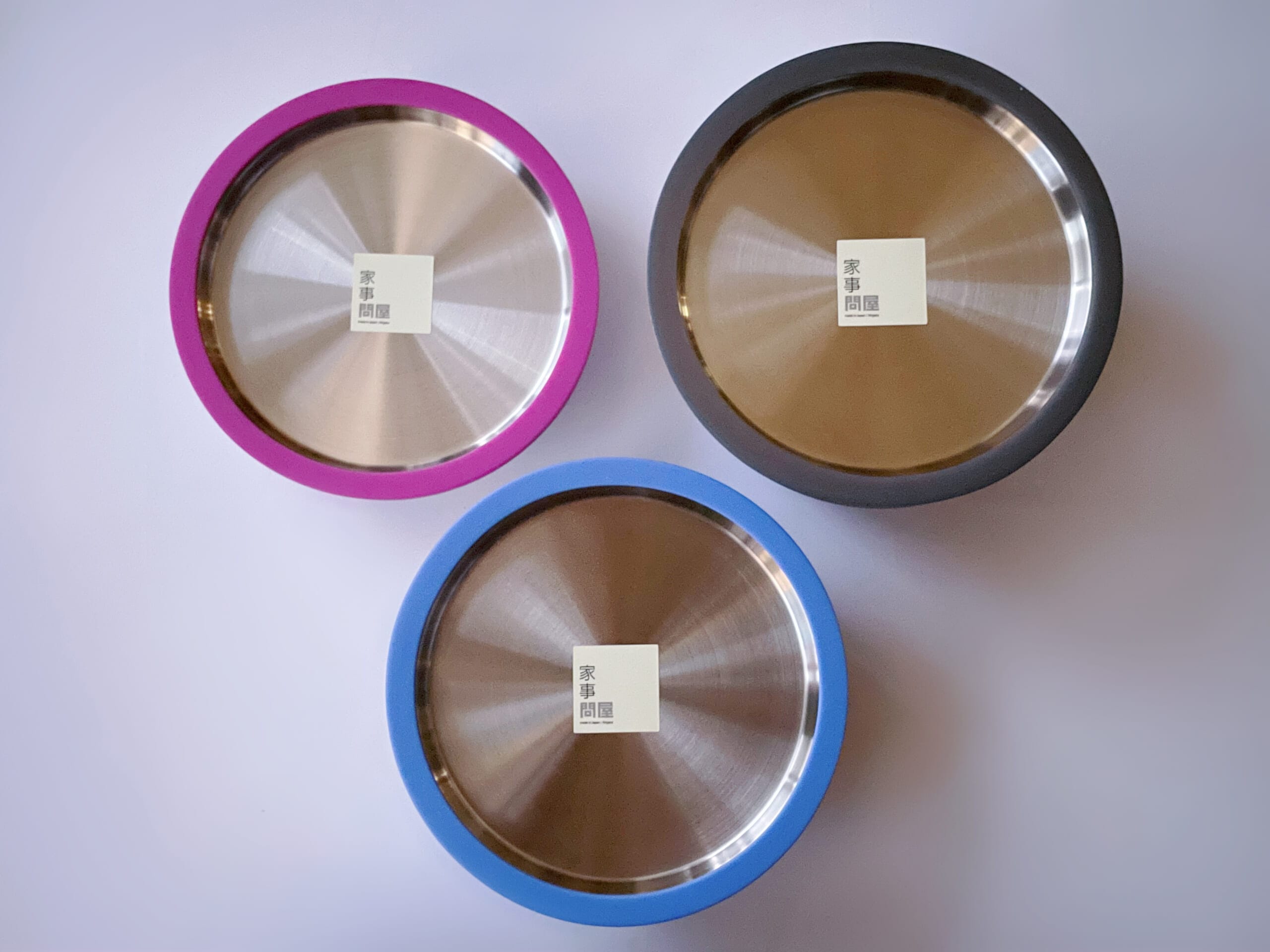 ワタナベマキさん×家事問屋のコラボを上から撮った写真。