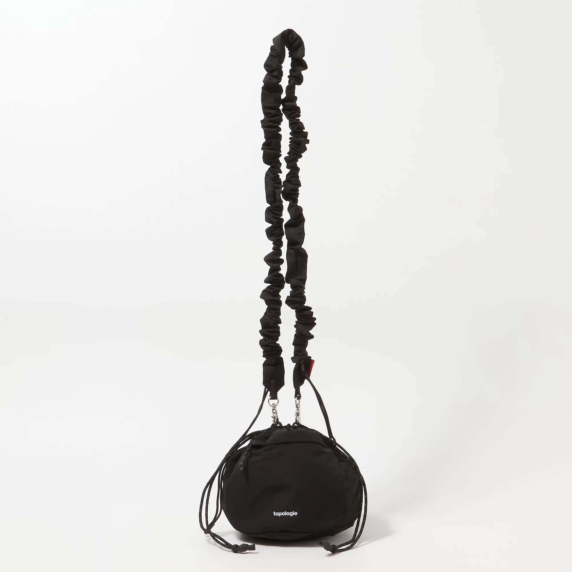 topologie
【LEEオリジナルセット】リバーシブルバケットバッグ＋Bungee Strap
￥13,530