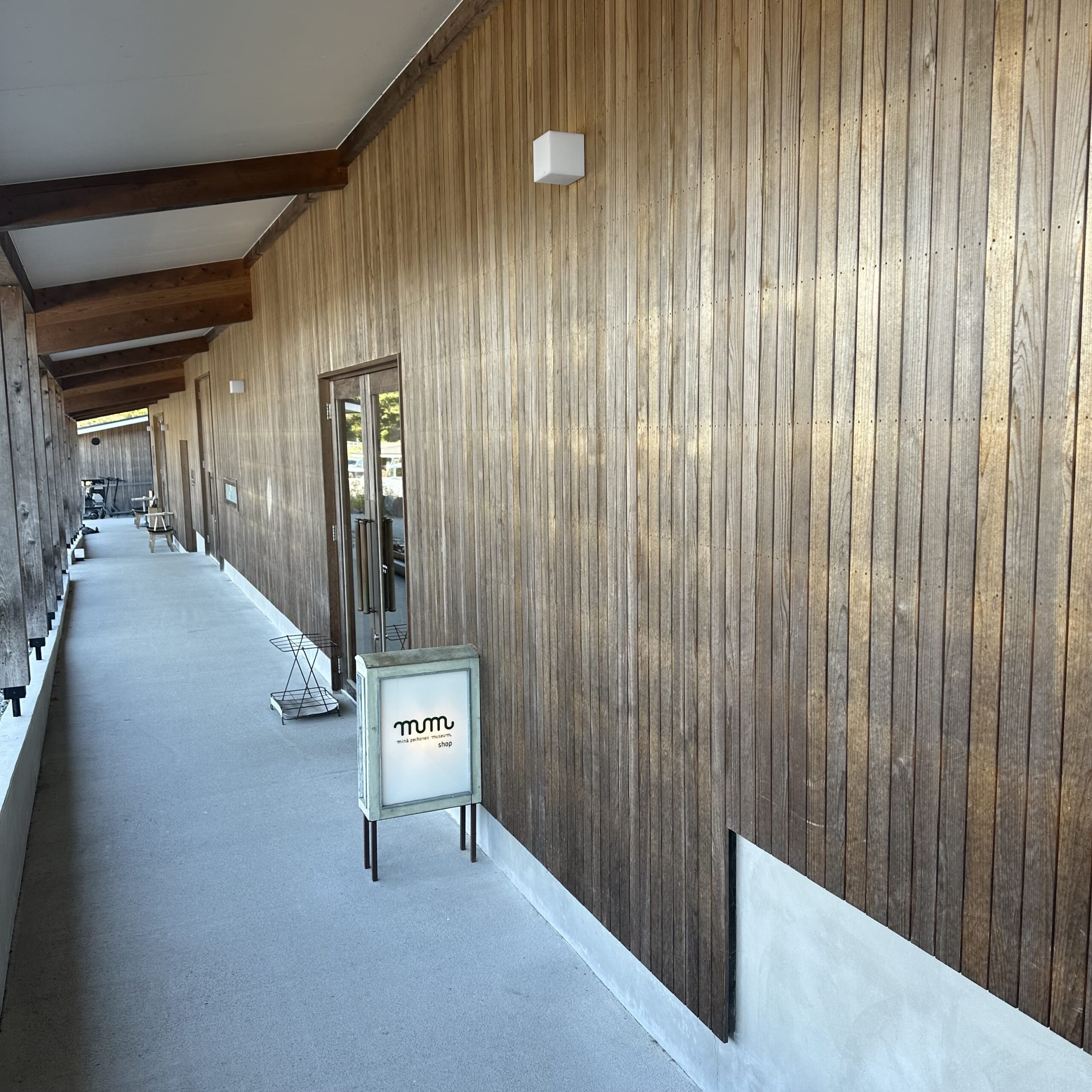 ミナペルホネン　ヴィソン　三重県