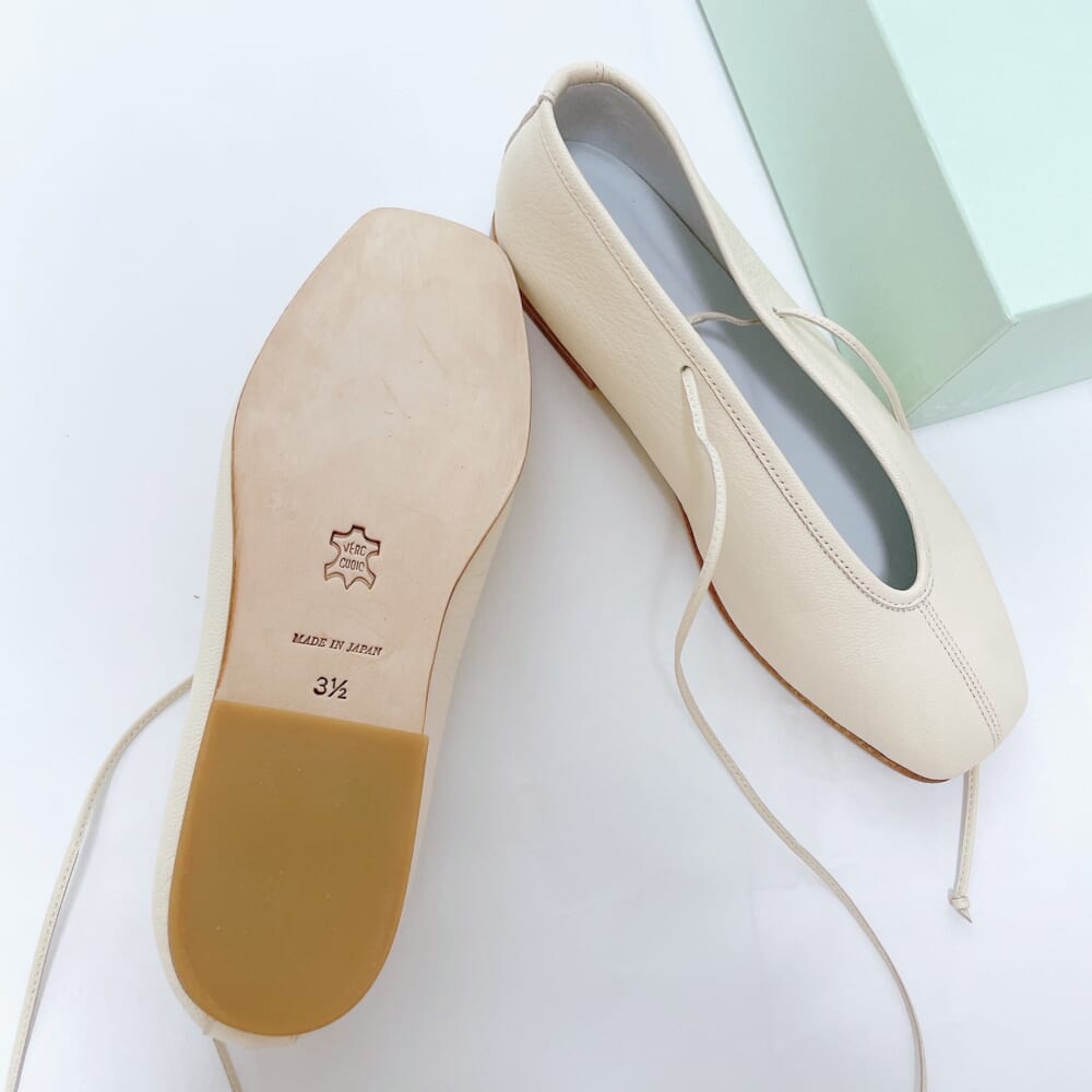 sui レースアップシューズ