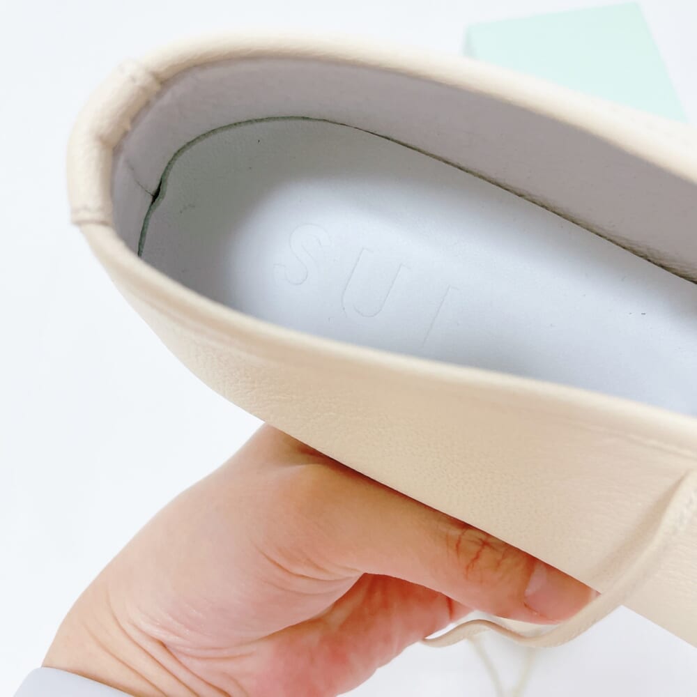 sui レースアップシューズ