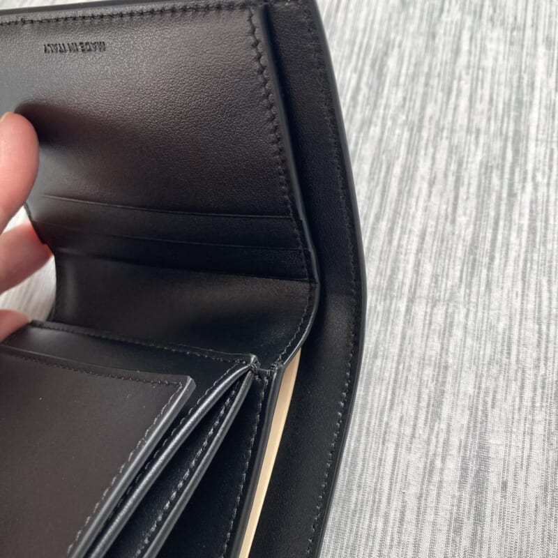 セリーヌ財布トリオンフ