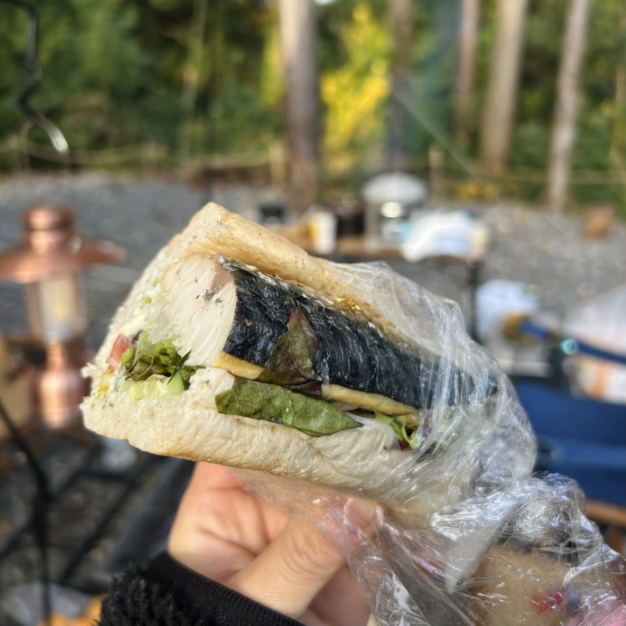 初めて食べたサバサンド