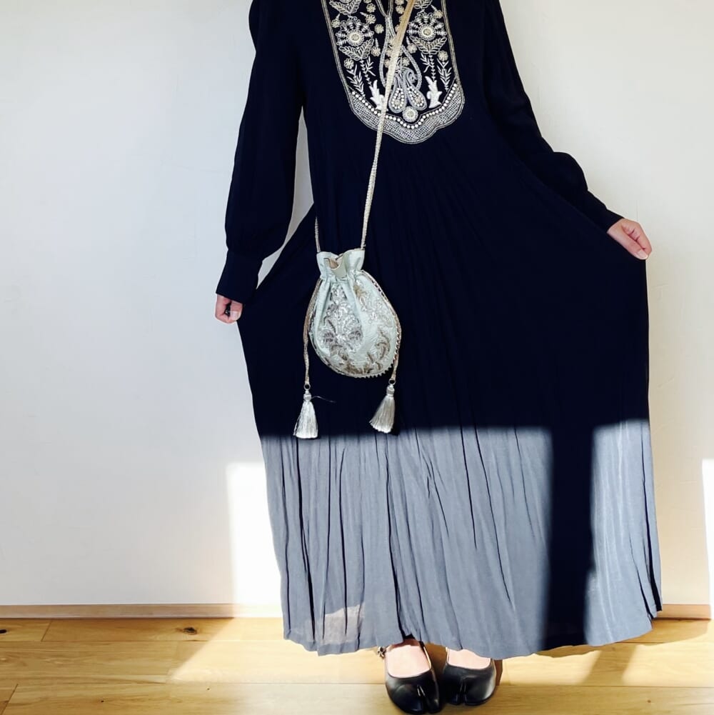 ヌキテパ　ワンピース　ミニショルダー　刺繍