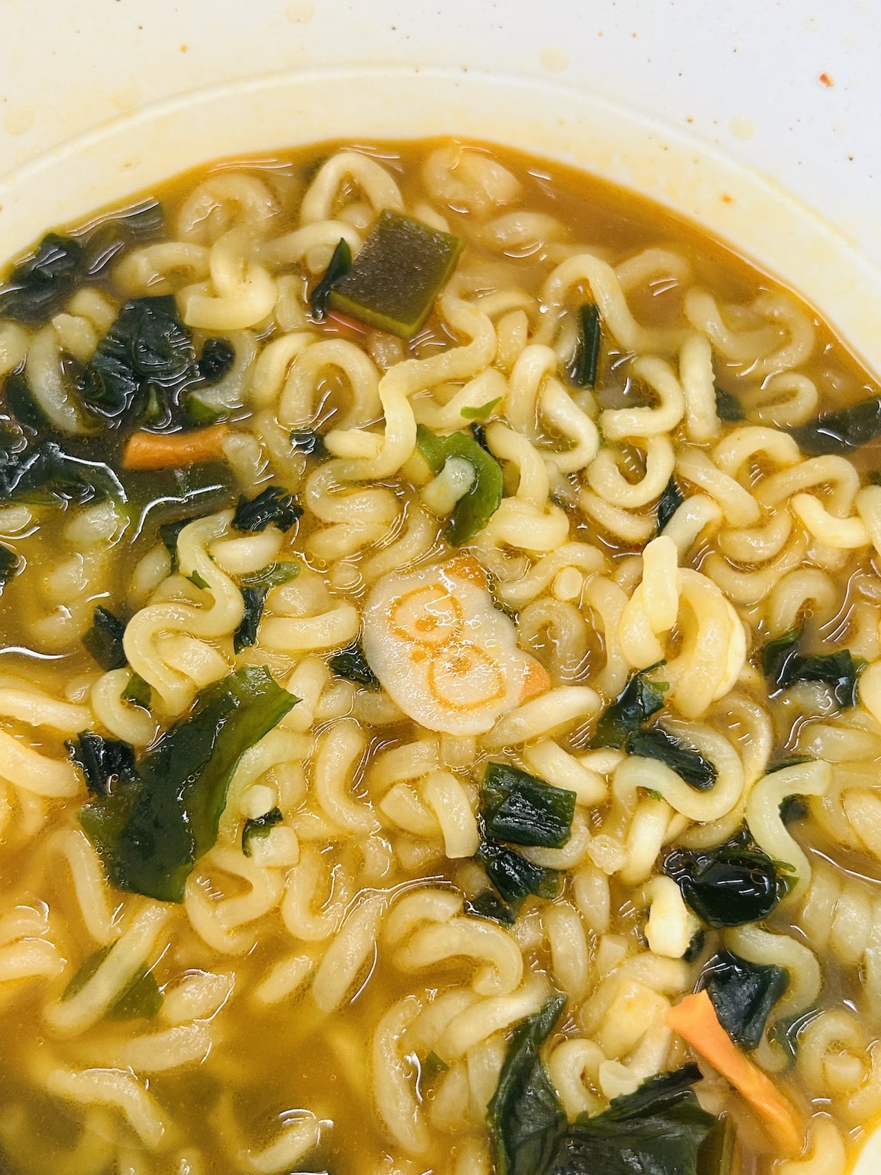 たぬきのキャラクター“ノグリくん”をかたどったかまぼこ