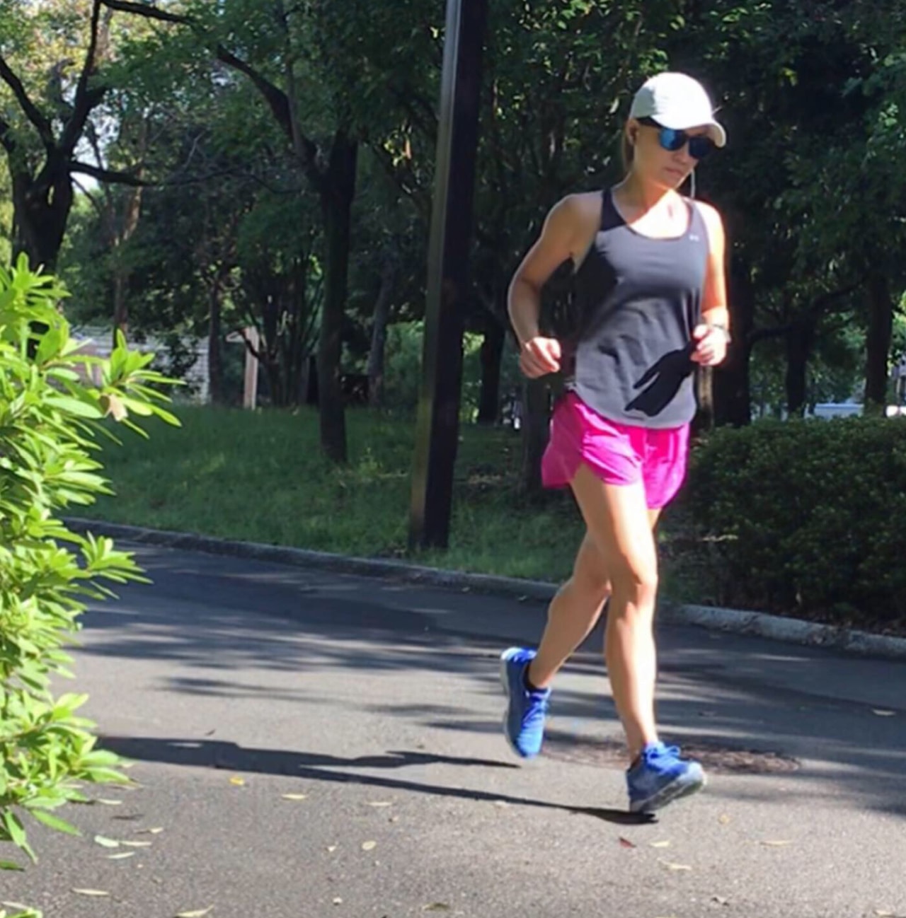 日課のランニングをする石原新菜さん