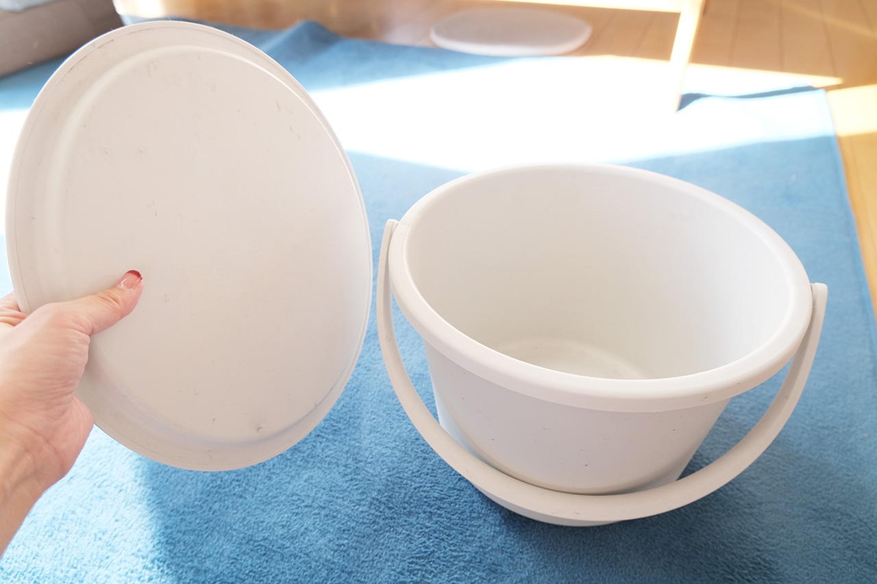 ポリプロピレンバケツ・フタ付(7.5L)(690円)使用シーン 無印良品