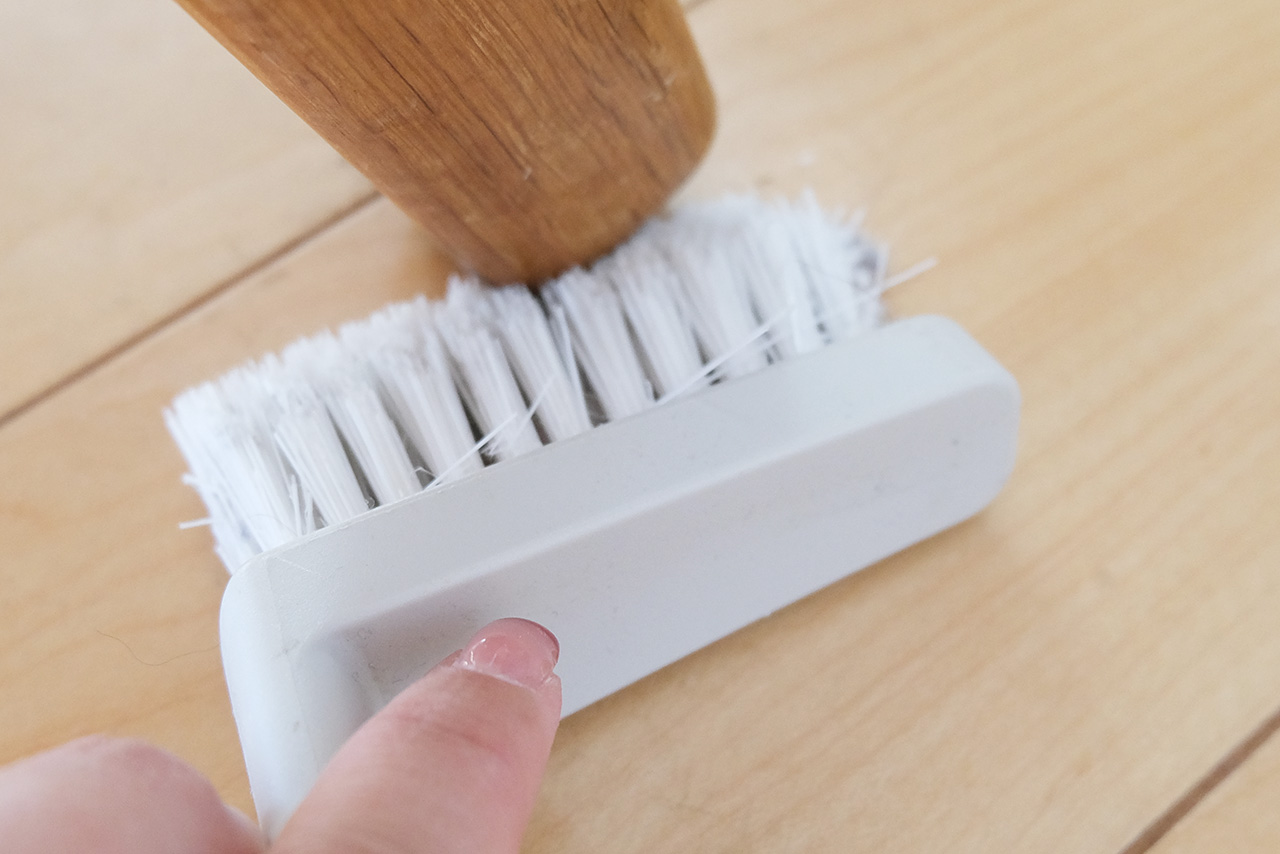 タイル目地ブラシ(290円)使用シーン 無印良品