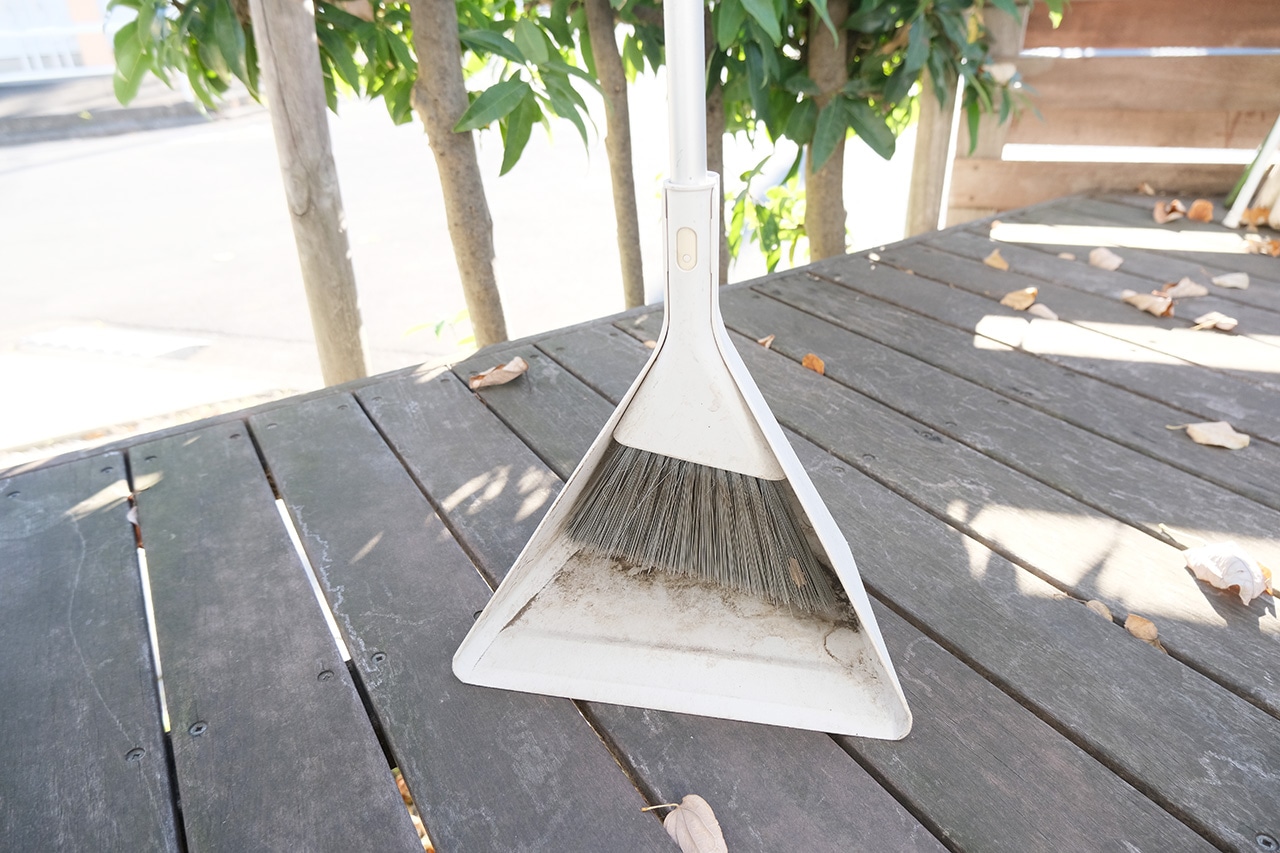 ヘッドが付け替えられる 屋外用ちりとり(690円) 無印良品