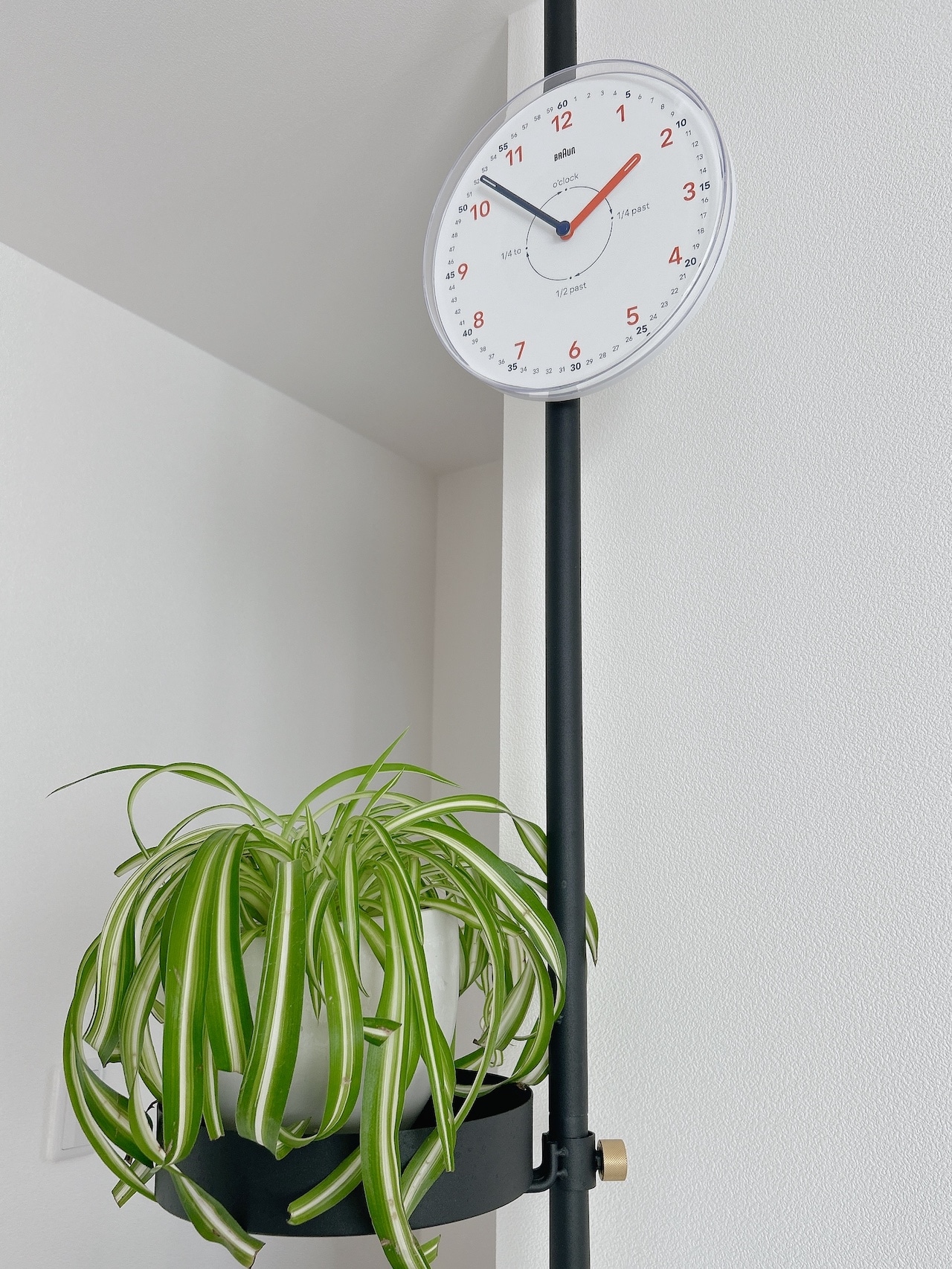 【BRAUN（ブラウン）】タイムティーチャー ウォールクロック BC26TWの使用シーン