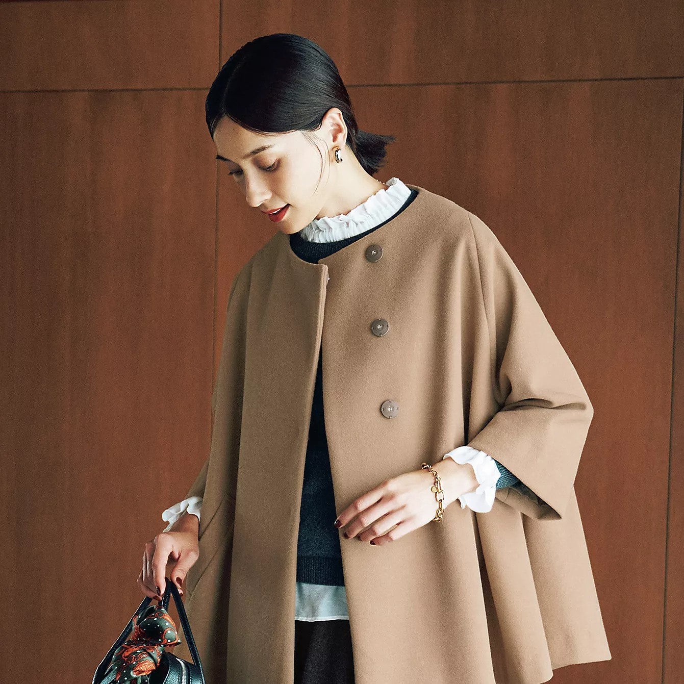 12closet
【12classe】【洗える】スタンドフリル衿シアーブラウス
￥15,400