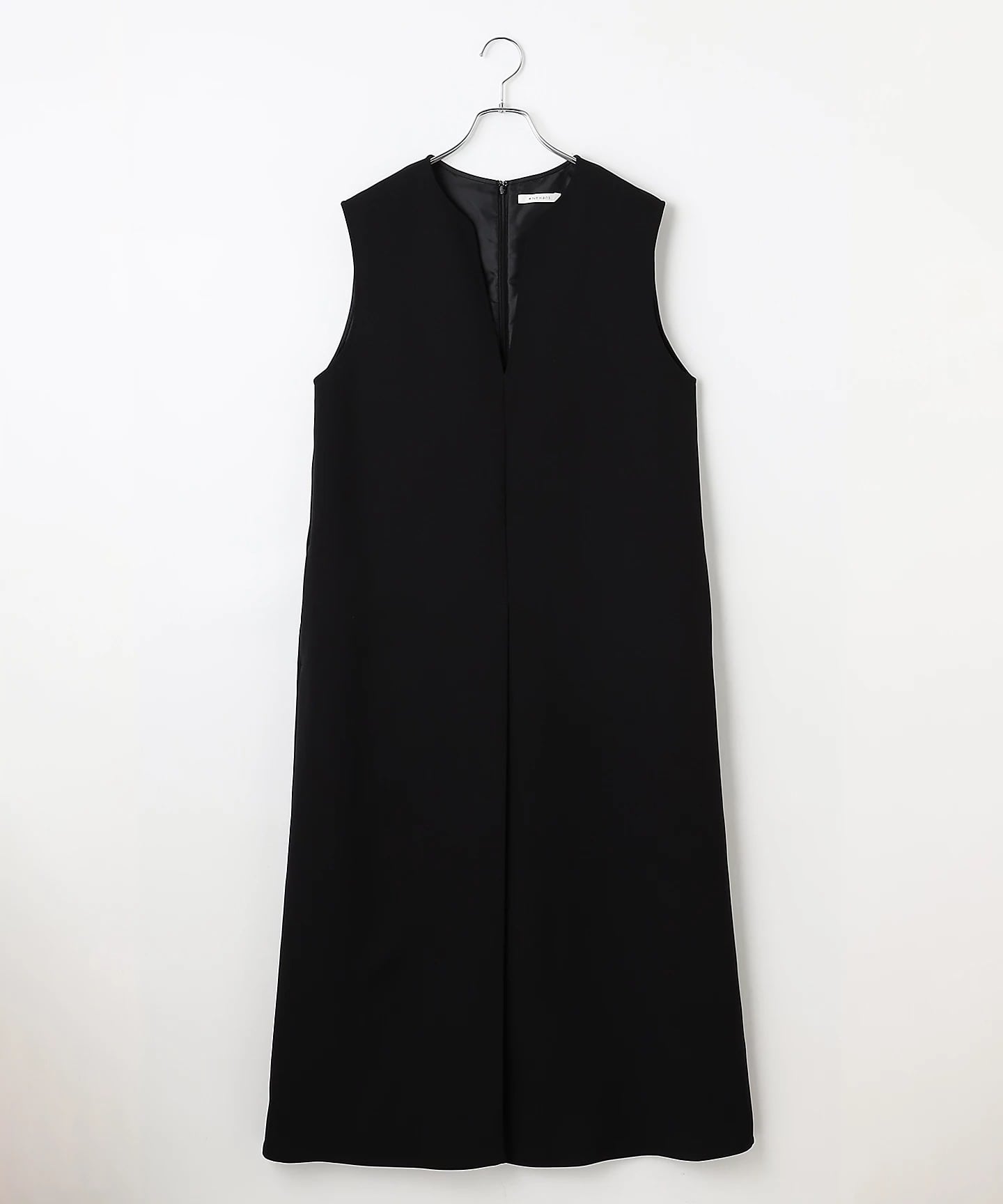 #Newans
【洗濯機可】キーネックジャンパースカート
￥24,970