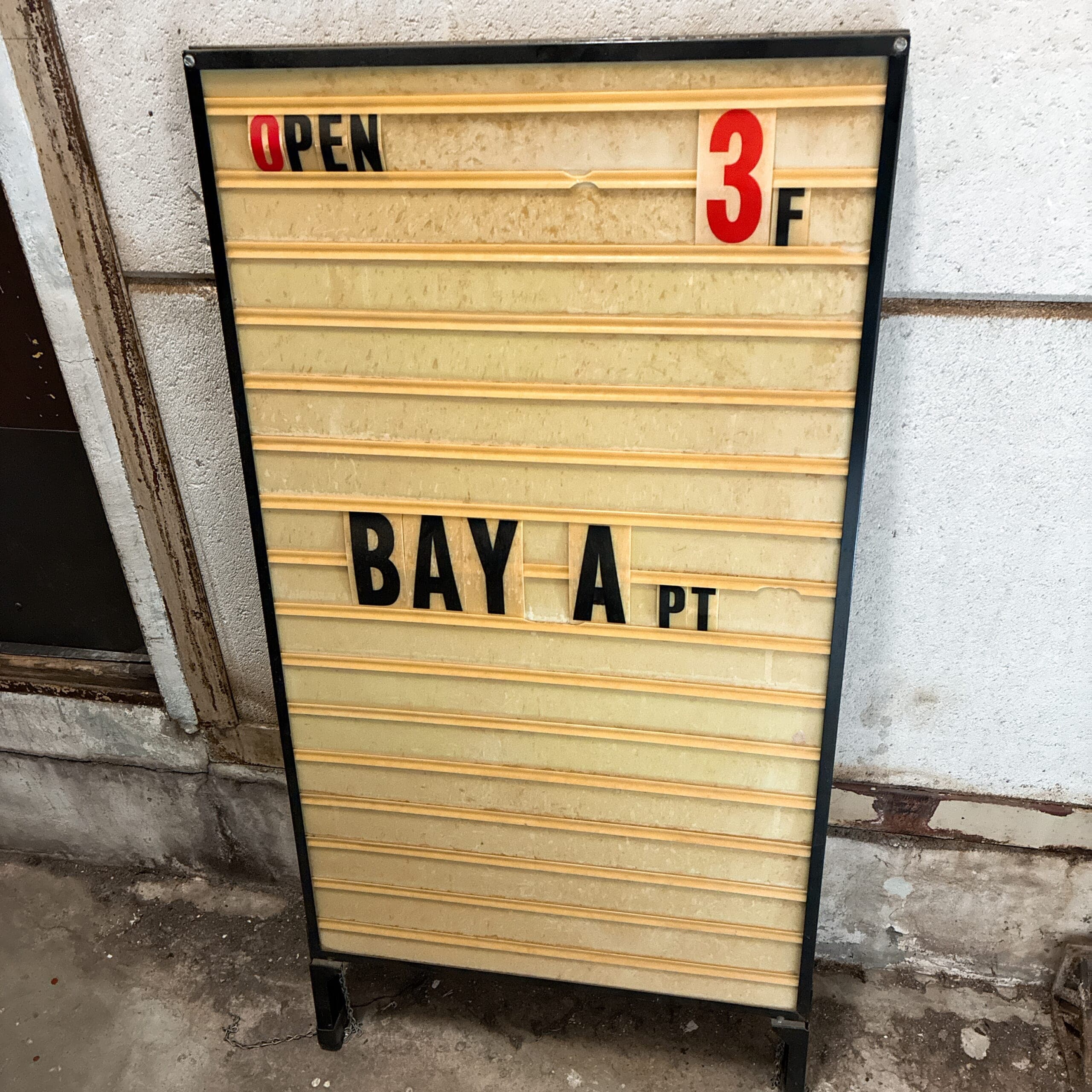 BAY apt 新木場　古着屋