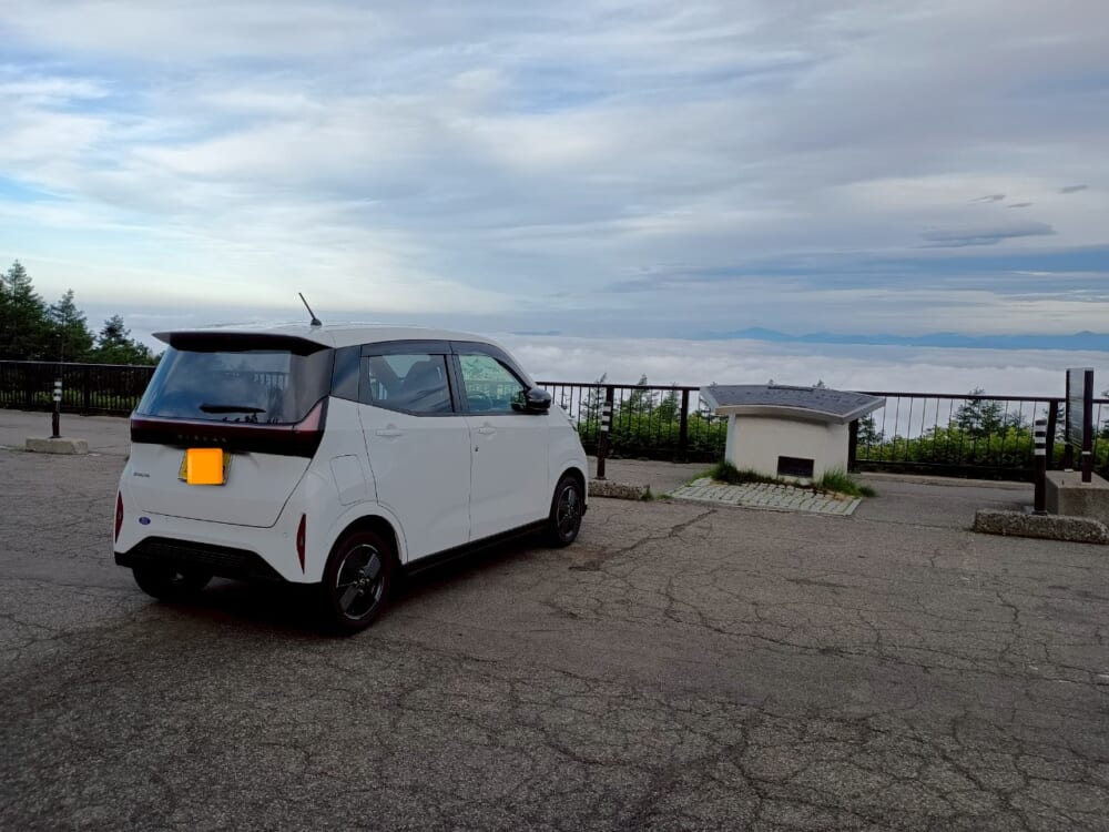 電気自動車　サクラ　富士スバルライン