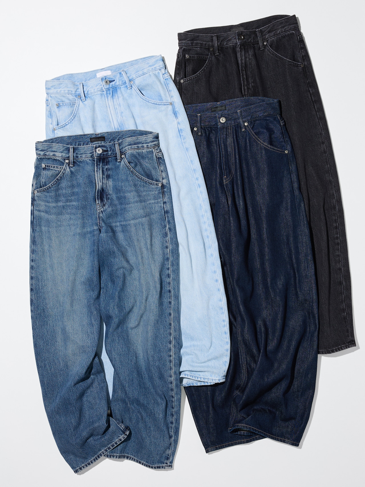 ユニクロ　バギーカーブジーンズ