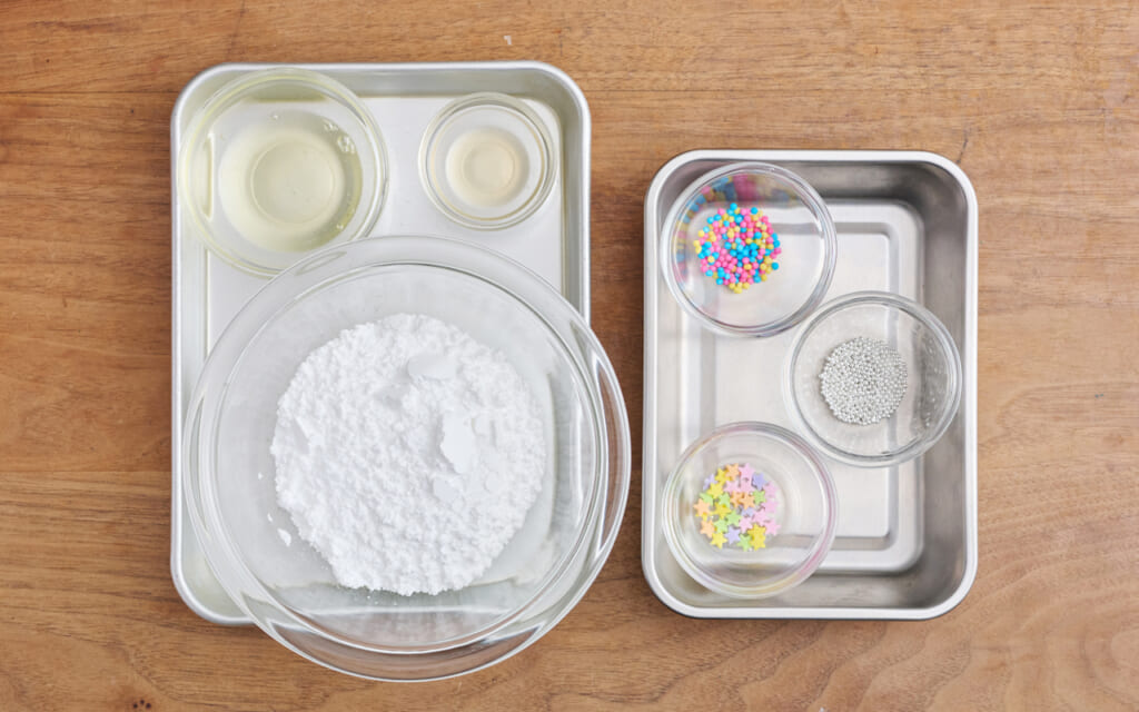 「型抜きクッキー」の材料