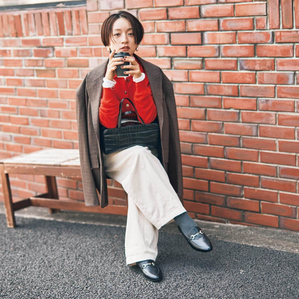 【デミリー】赤カーディガンのコーデ