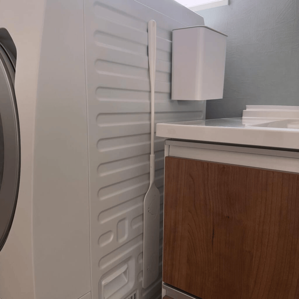 アズマ工業「sm@rt すき間ホコリ取り」収納例