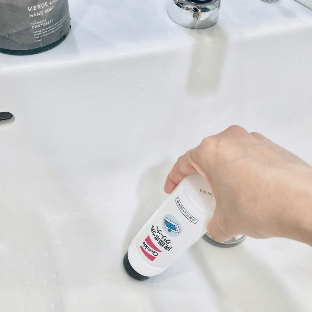 「クイックル洗面ボウルクリーナー」使用例