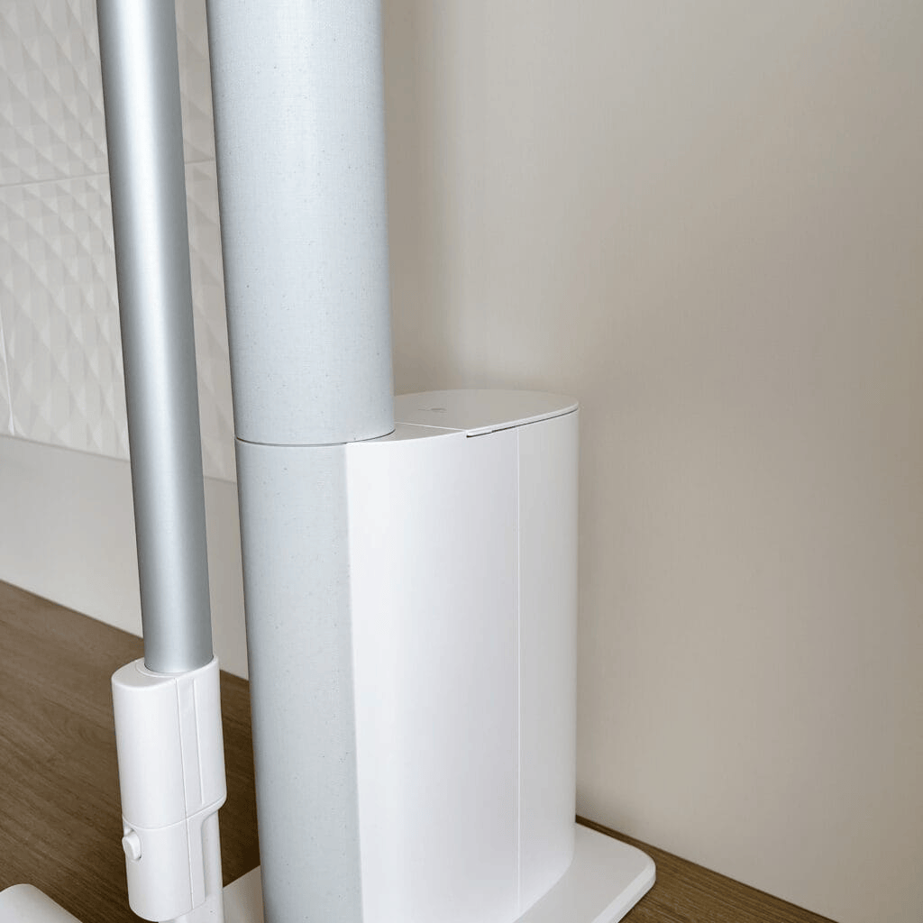 Panasonic「セパレート型コードレススティック掃除機（MC-NX700K-W）」クリーンドッグ