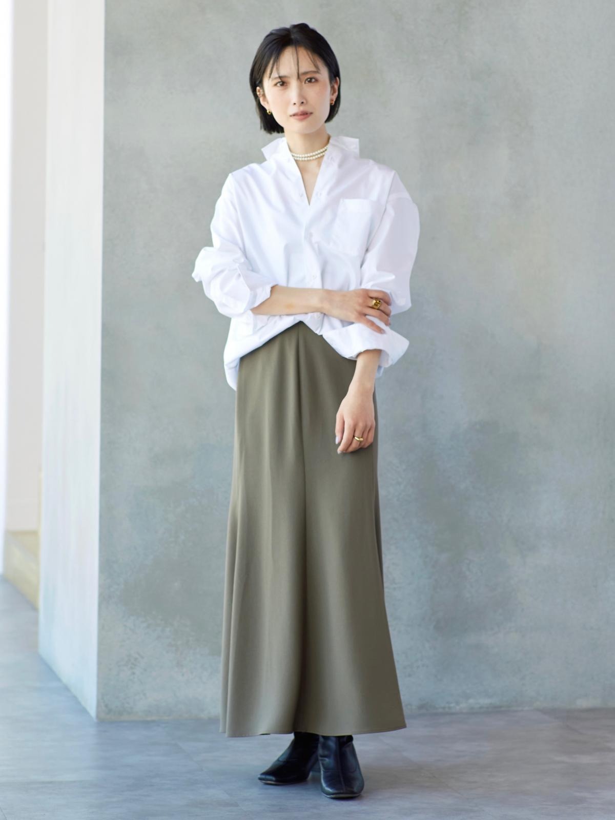 ユニクロ +J MEN ブロードシャツ　ホワイト着用コーデ