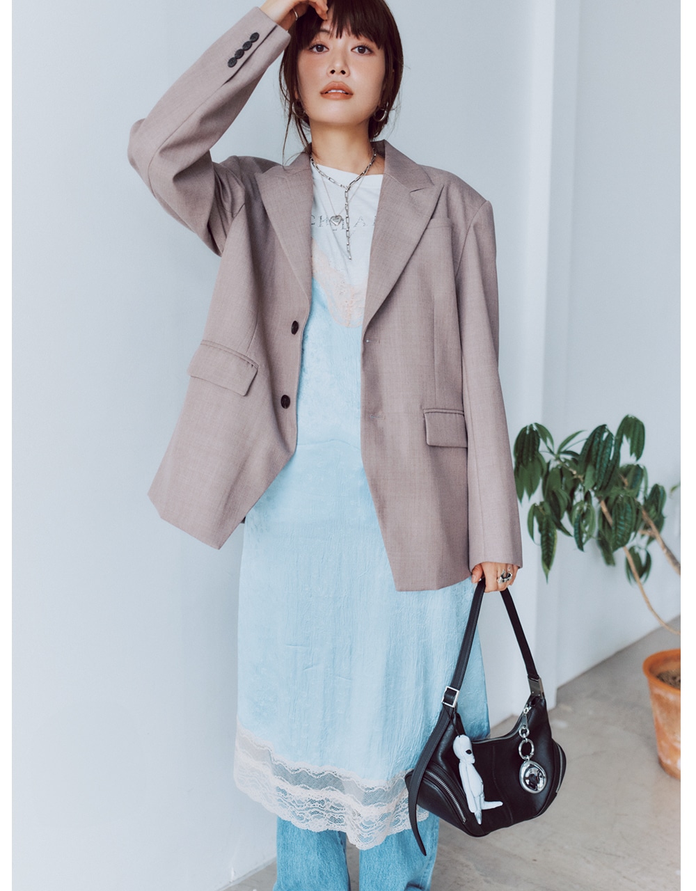 垣内彩未さん私服コーデ