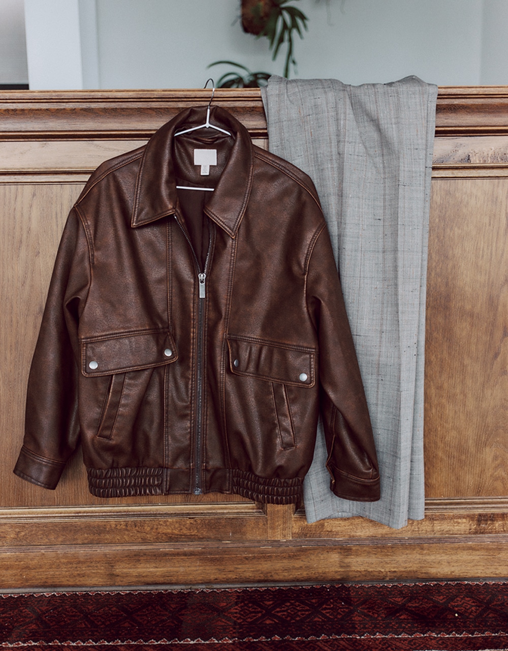 Jacket:H&MPants:H&M EDITION