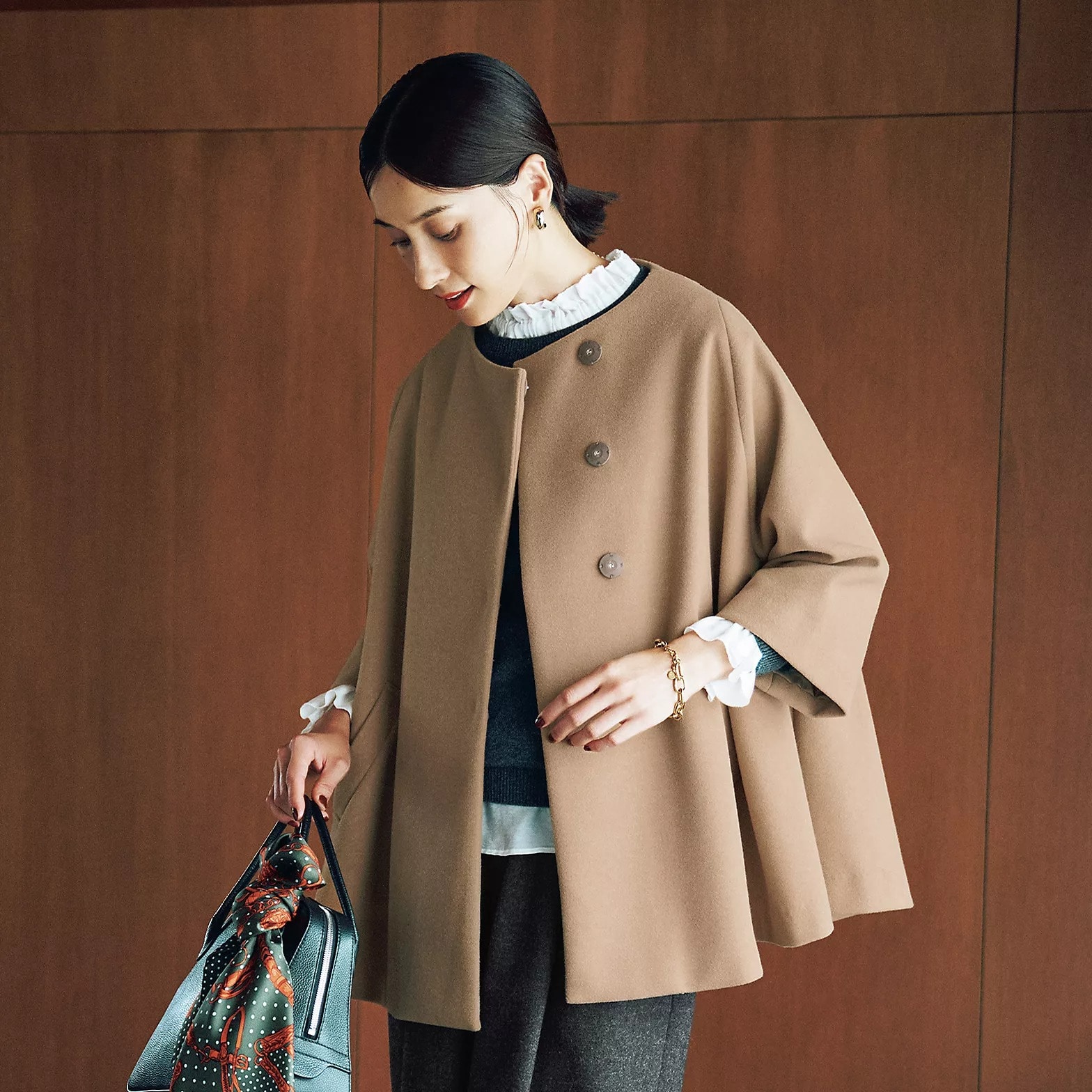 dahl’ia
テントハーフコート
￥42,900