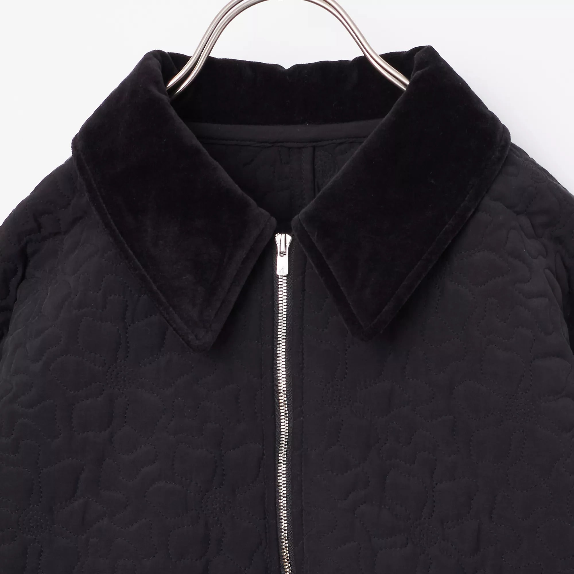 Oblada
FLOWER EMBROIDERY BLOUSON／キルトブルゾン
￥79,200