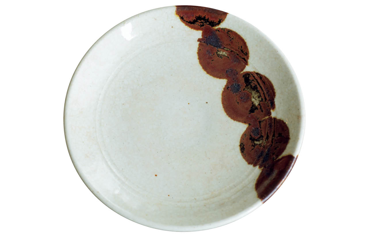 京都の春の風物詩「都をどり」で供される団子皿