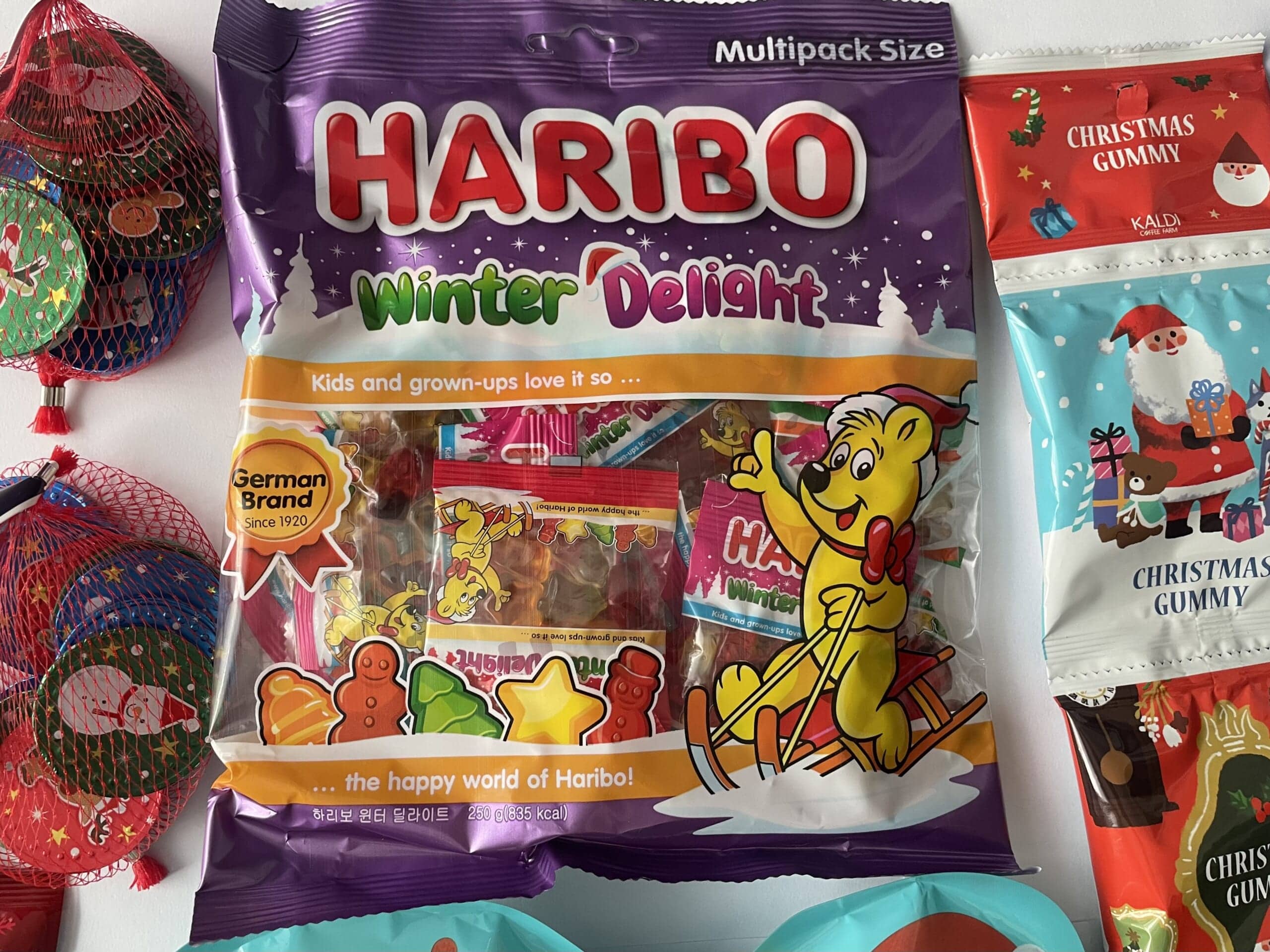 カルディで調達したハリボーのクリスマスver.バラエティパック。