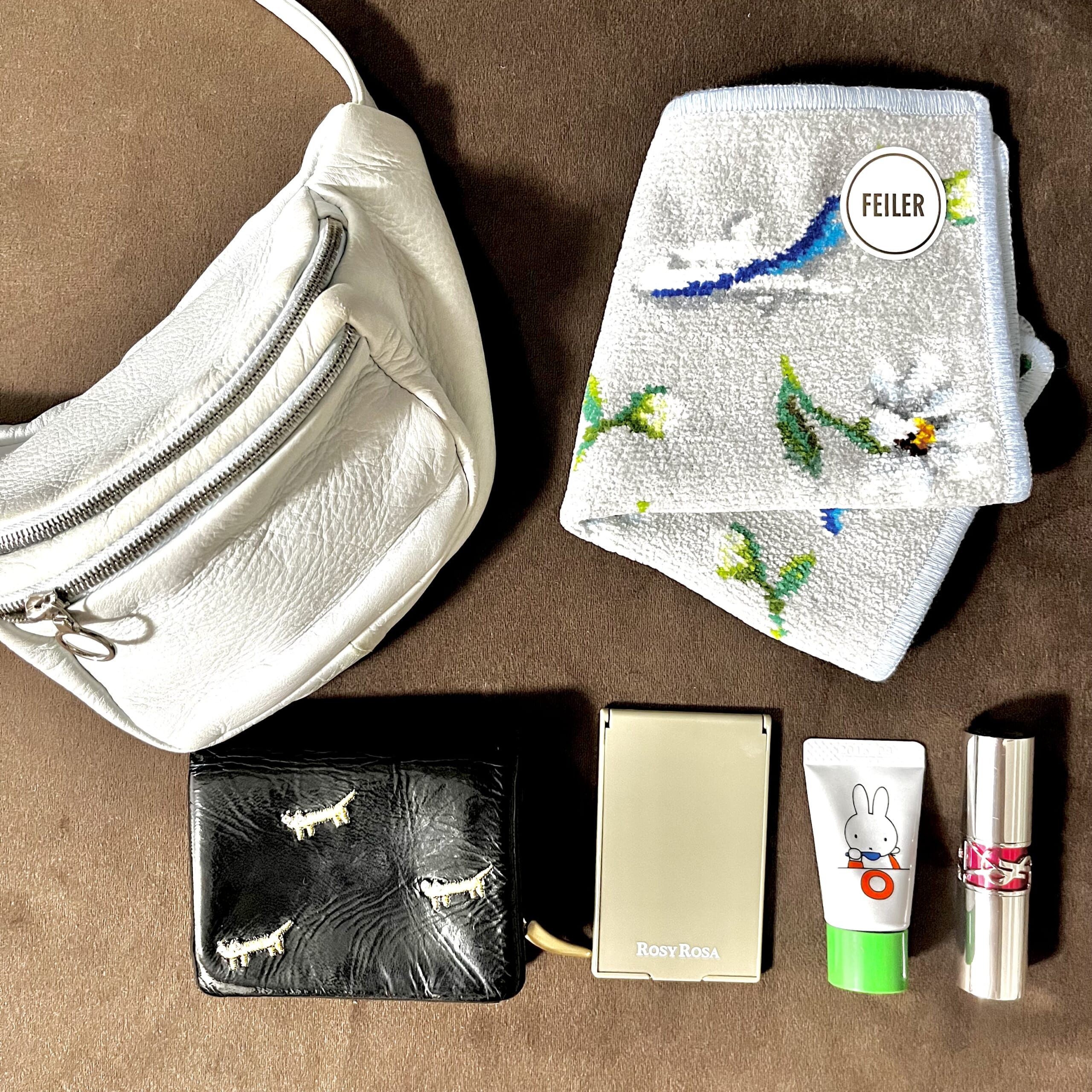 ハンカチ　タオル