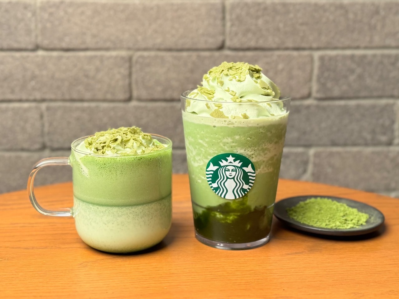 スタバ新作玉露抹茶ラテとフラペチーノ