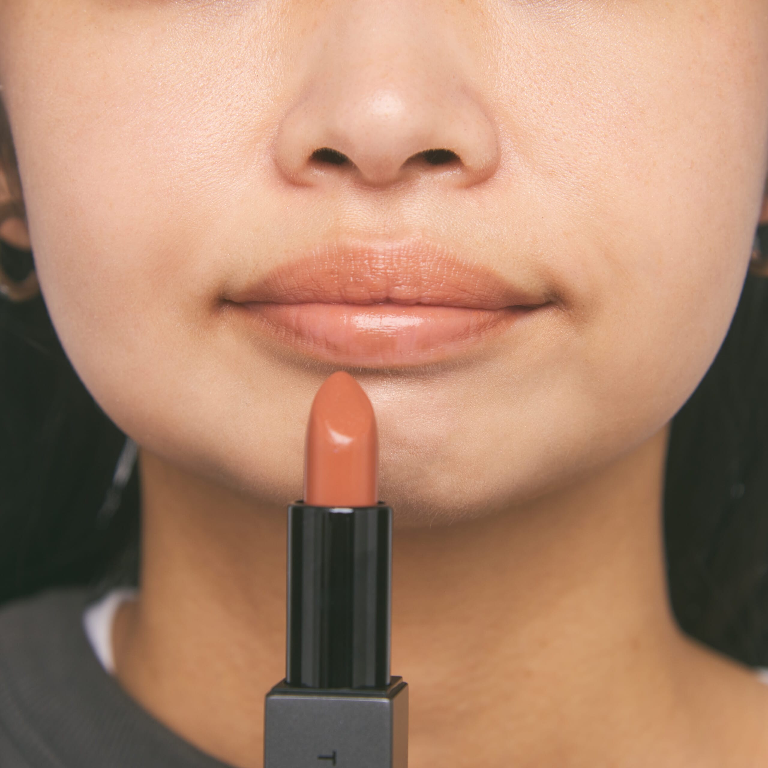 【07 ALMOND TEA】を使用。