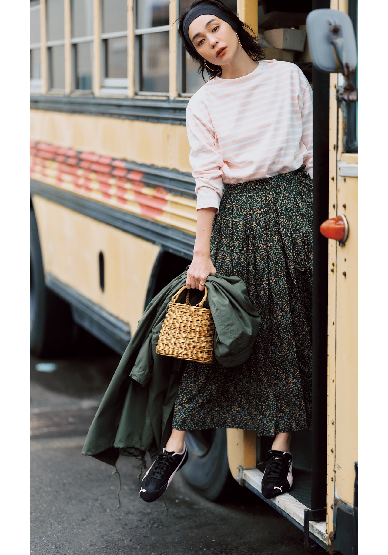 竹下玲奈さんのPUMA(プーマ)SPEEDCAT OGのコーデ