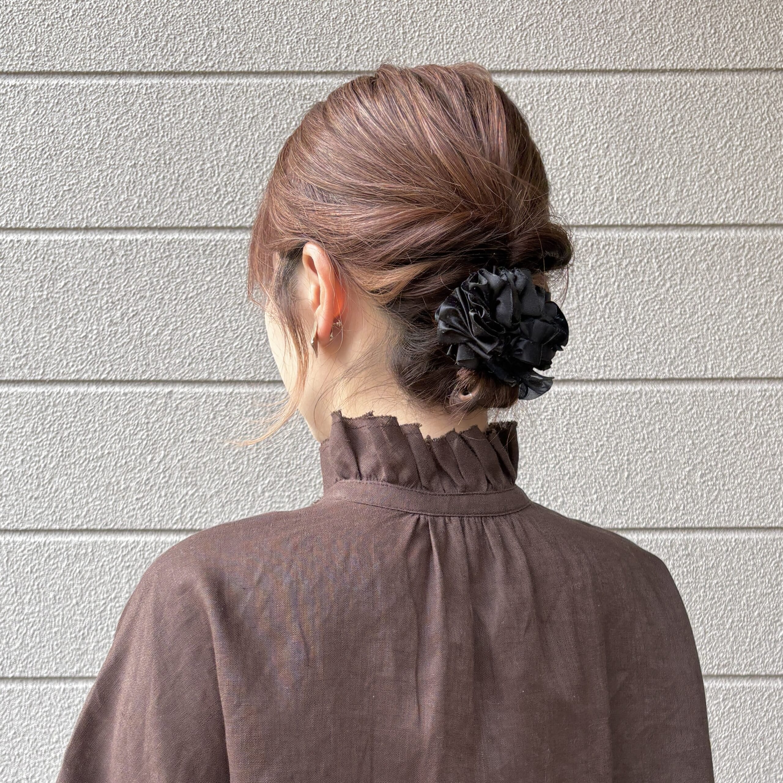 12closetリネンフリルブラウスブラウン　着画