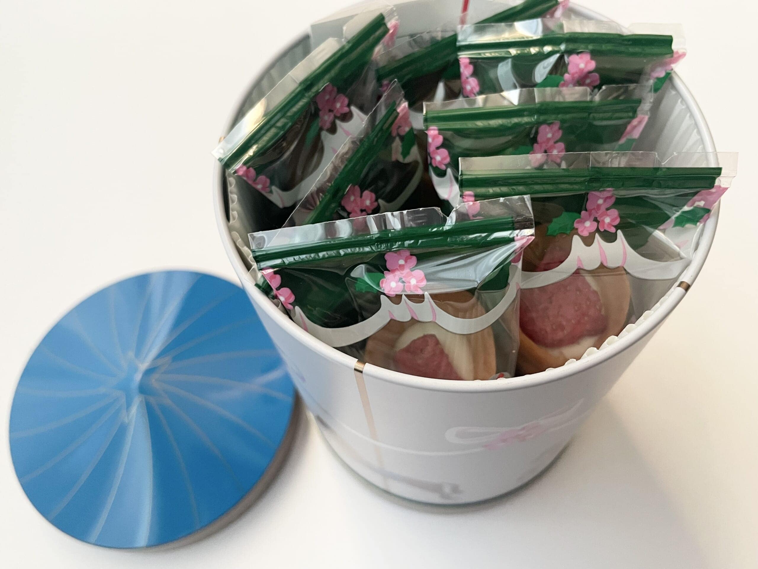 オードリーのオルゴール缶の中身