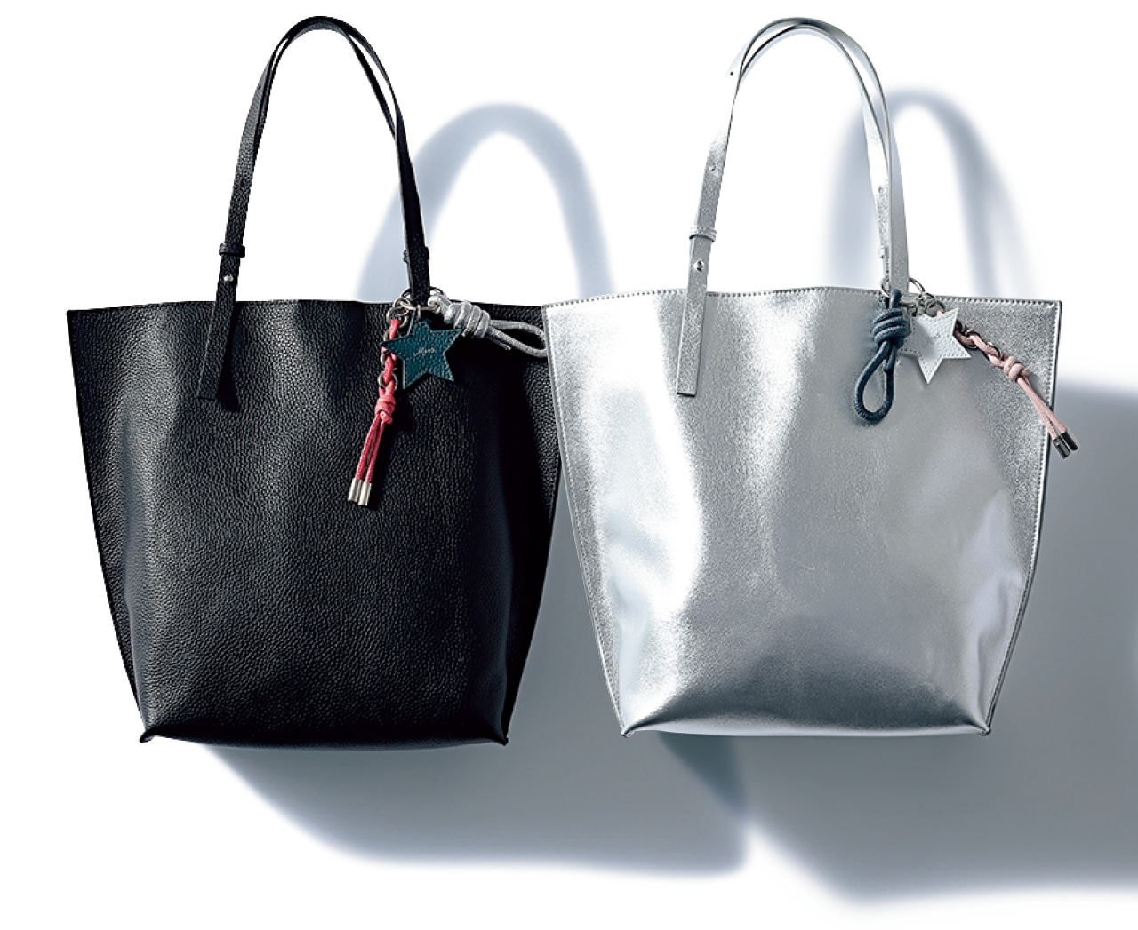 12closet(トゥエルブクローゼット)【軽量】チャーム付き床革トートバッグ