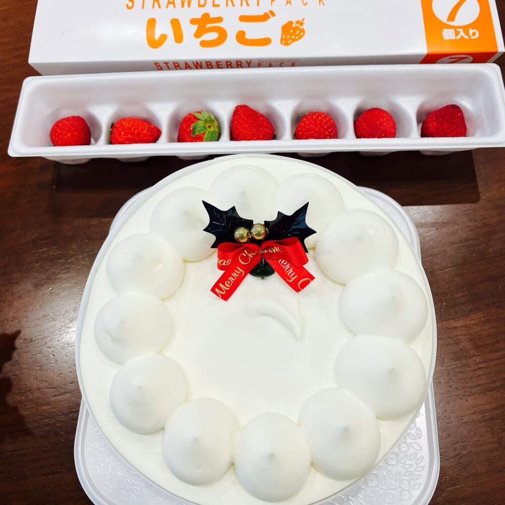 いなげや　森永乳業　クリスマスケーキ