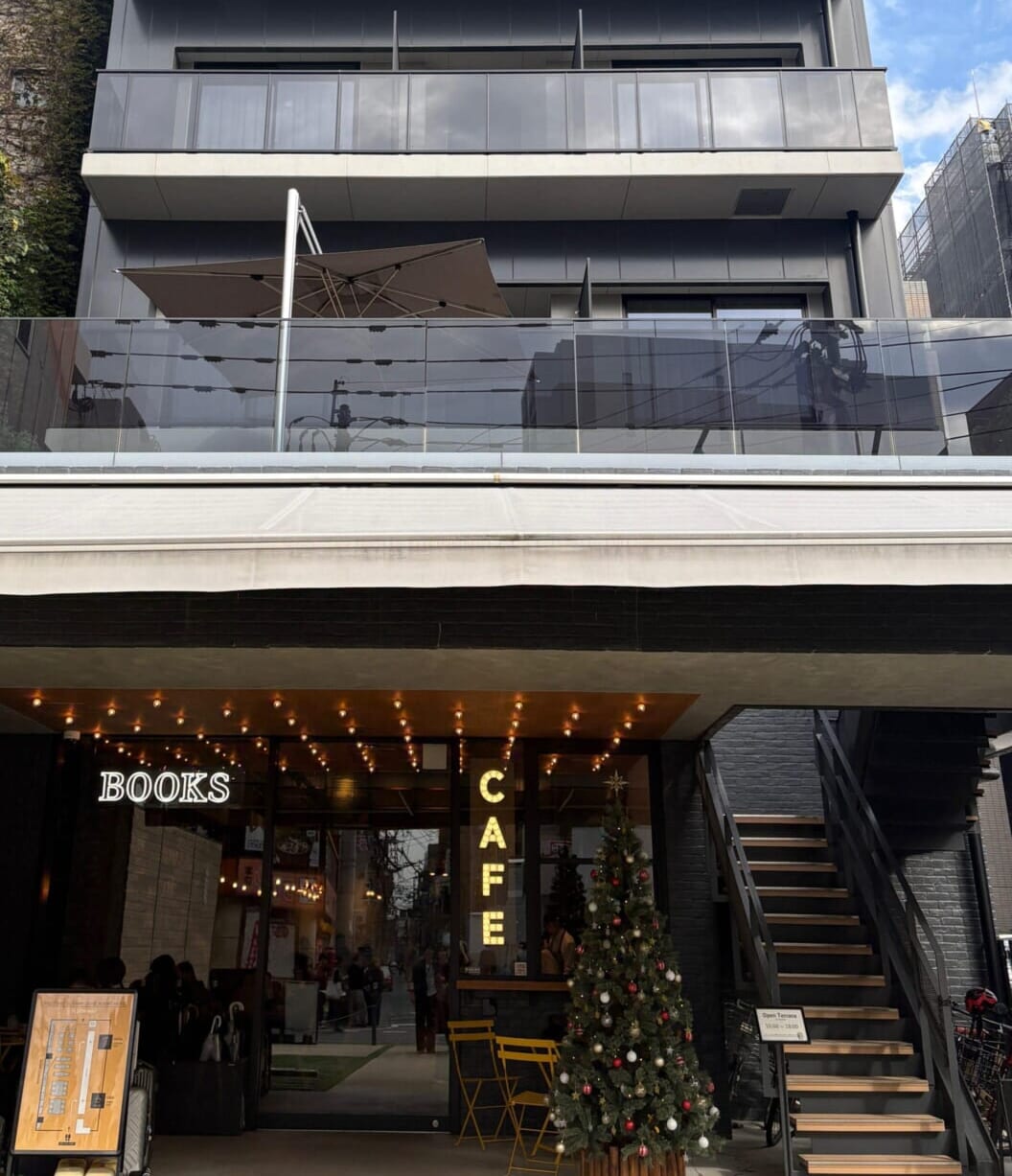 ランプライトブックスホテル福岡　博多旅行　50代の小旅行