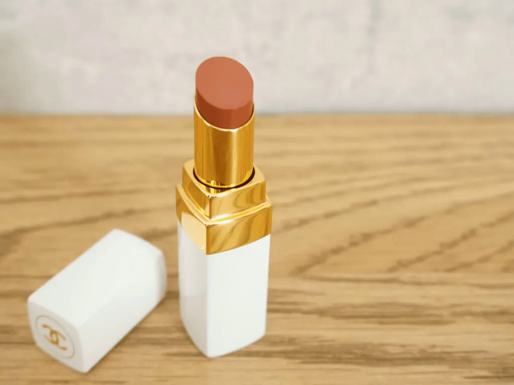 シャネル「ルージュ ココ ボーム – サテン」中身